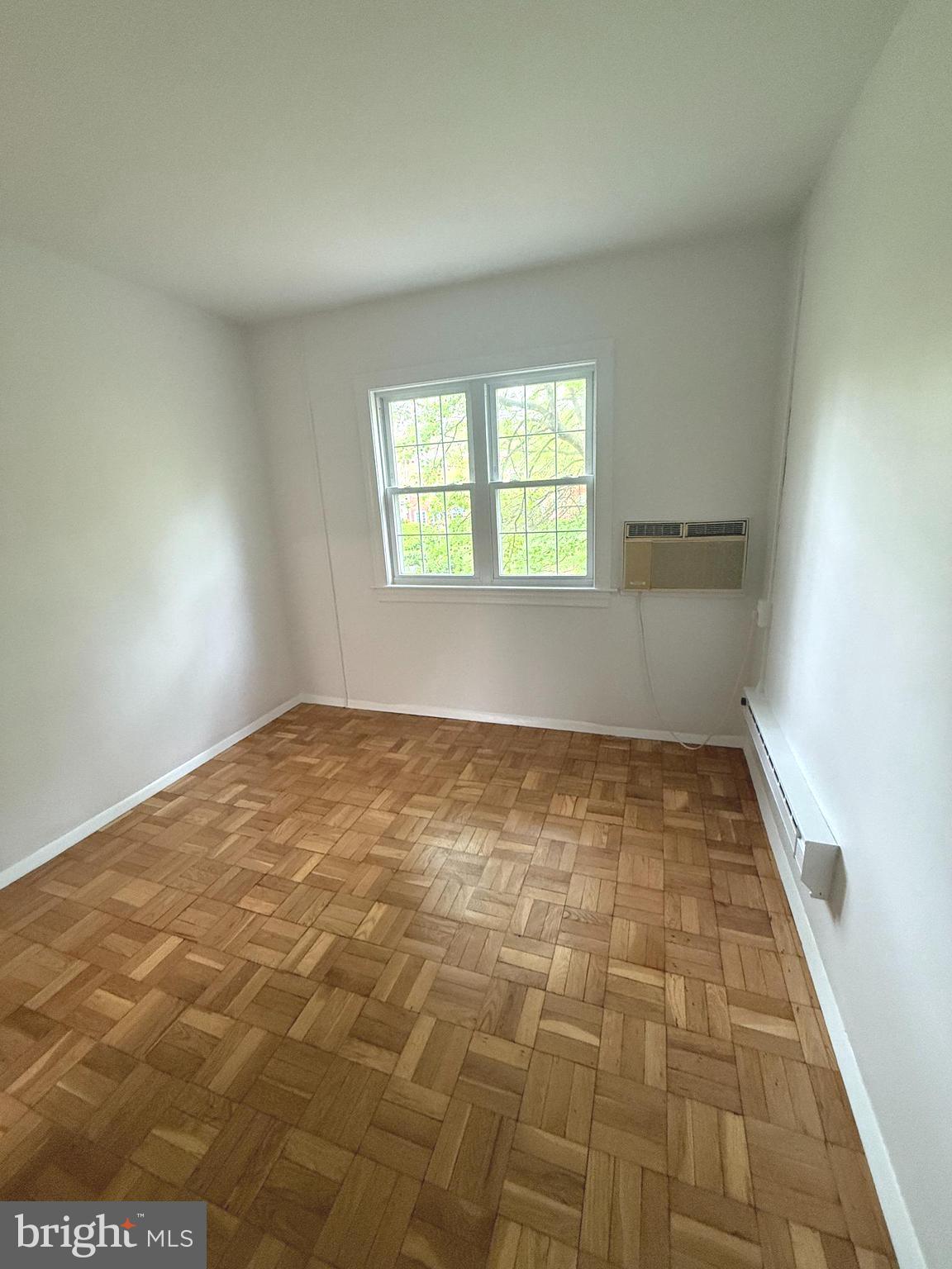 PARKFAIRFAX - Residential Lease