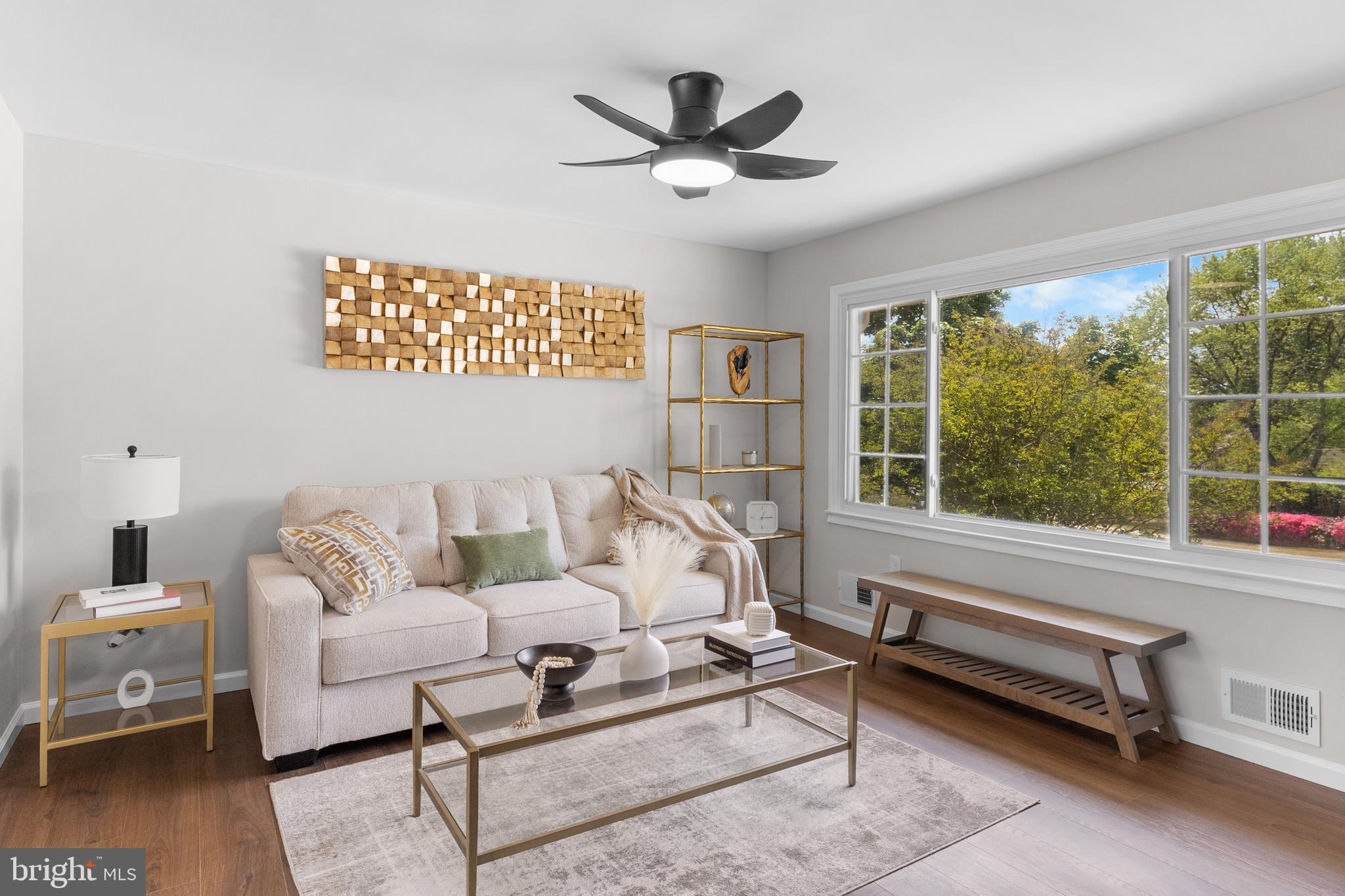 1607 ASHFORD PLACE