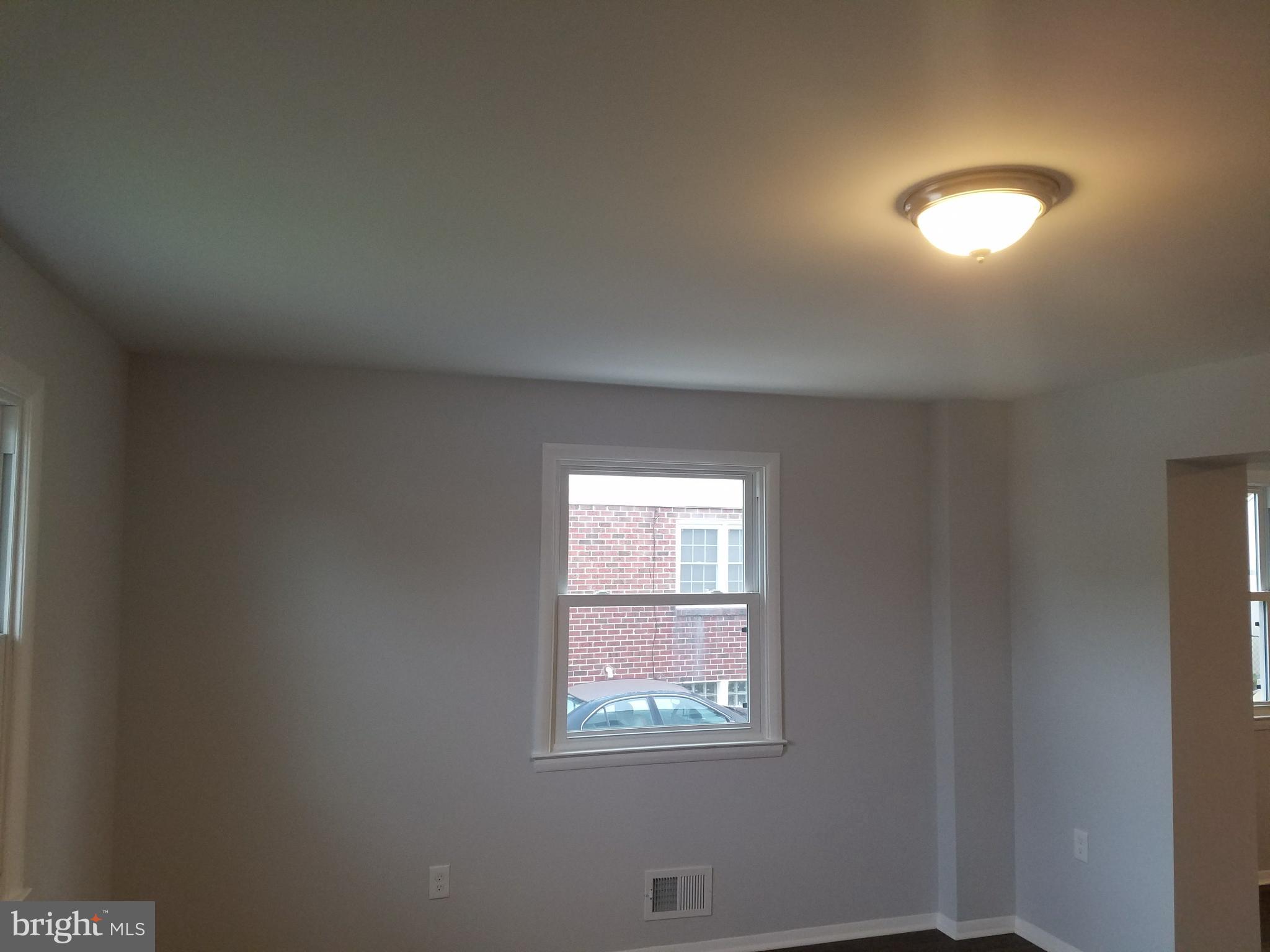 HOLLAND HILL - Residential