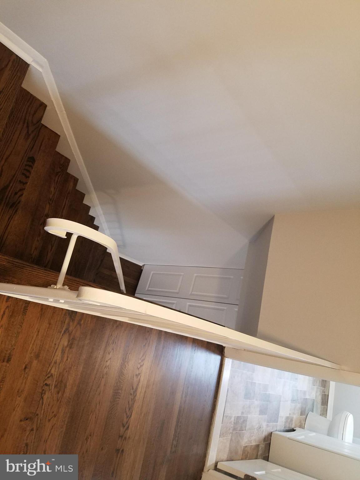 HOLLAND HILL - Residential