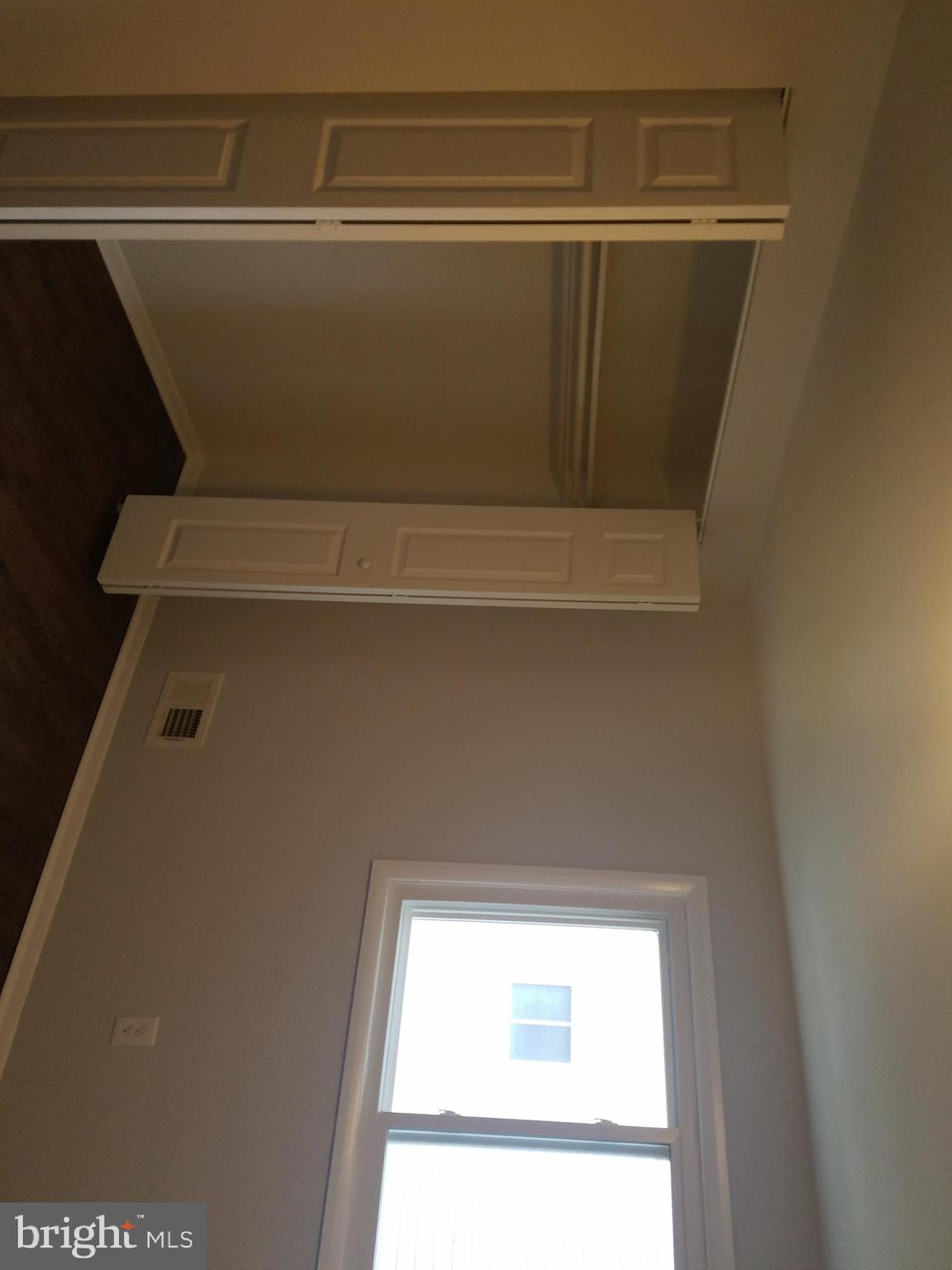 HOLLAND HILL - Residential