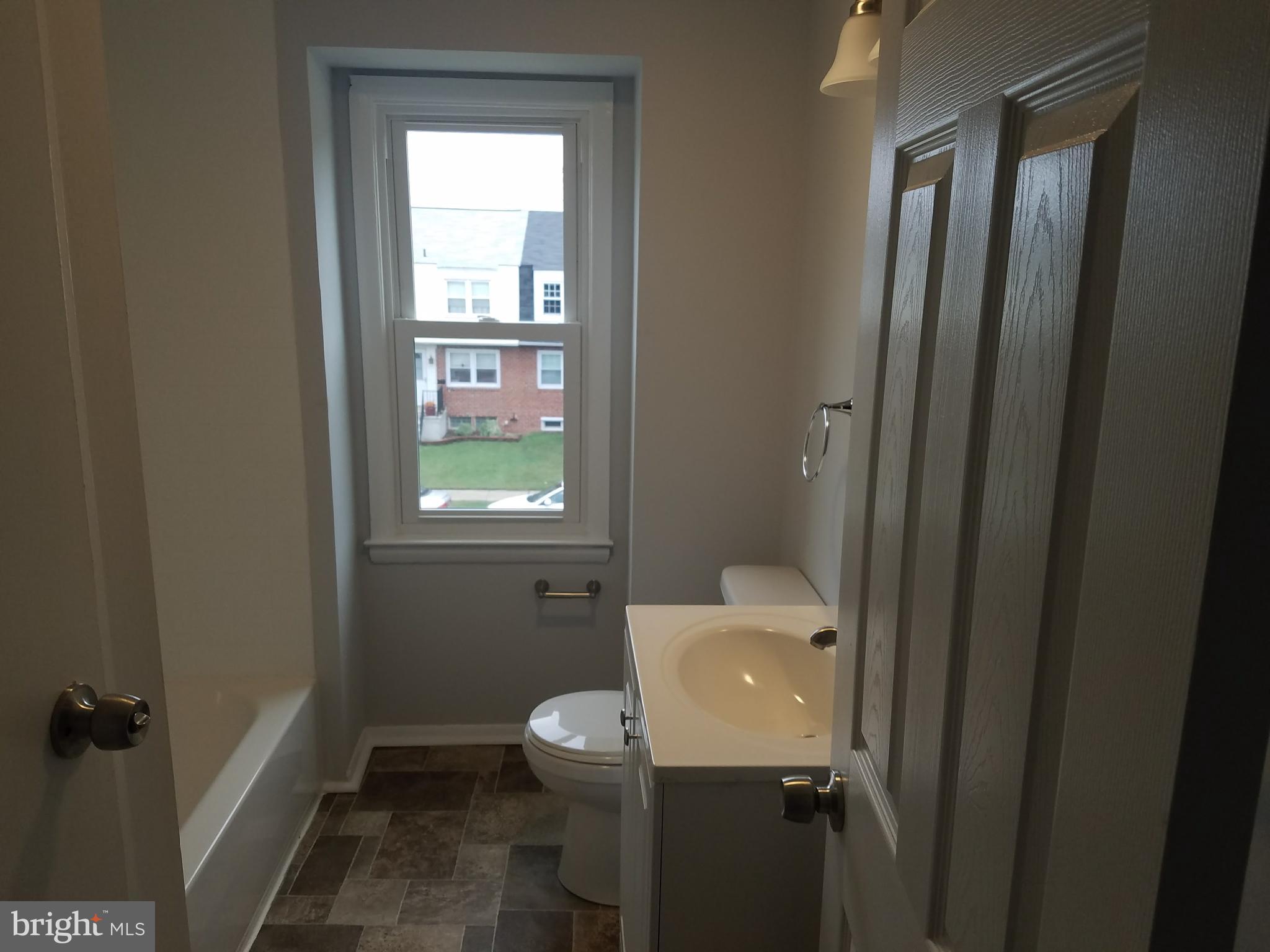 HOLLAND HILL - Residential