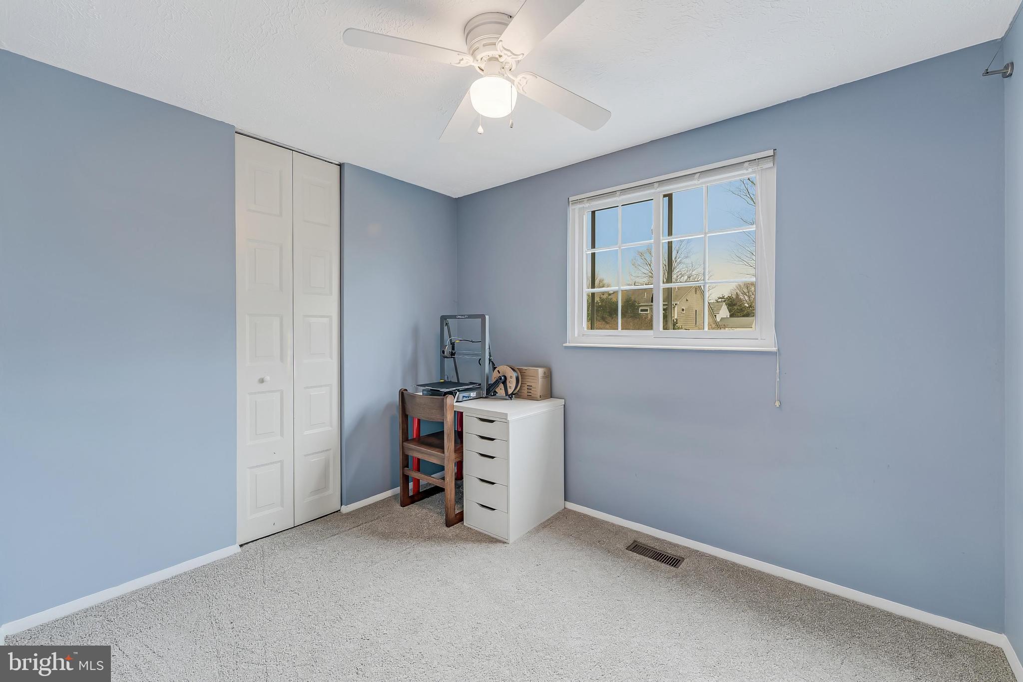 FOX MILL ESTATES - Residential Lease