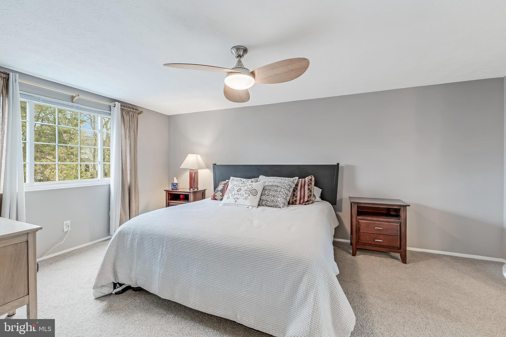 FOX MILL ESTATES - Residential Lease