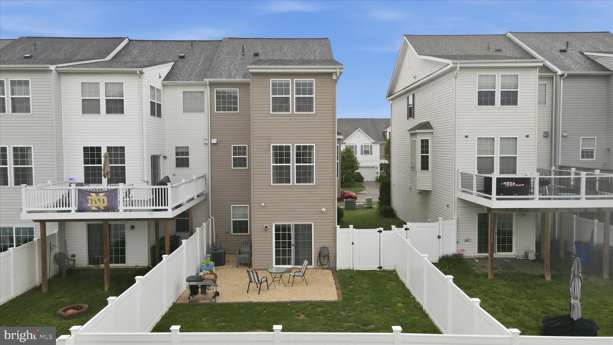 18209 HURRICANE COURT