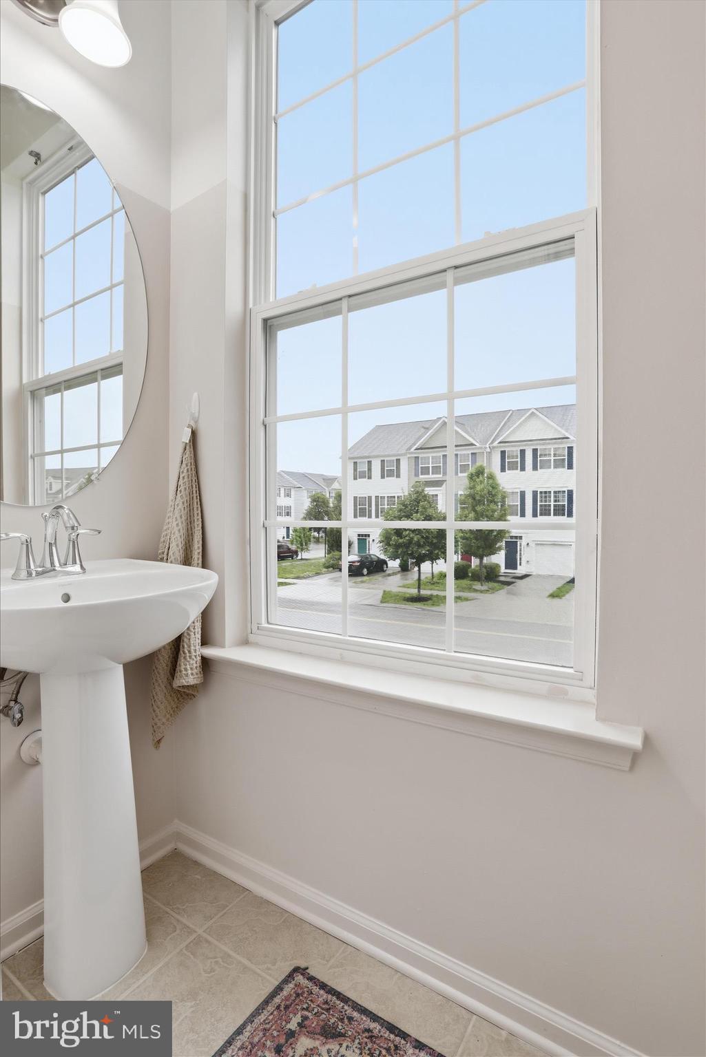 COLLEGIATE ACRES - Residential