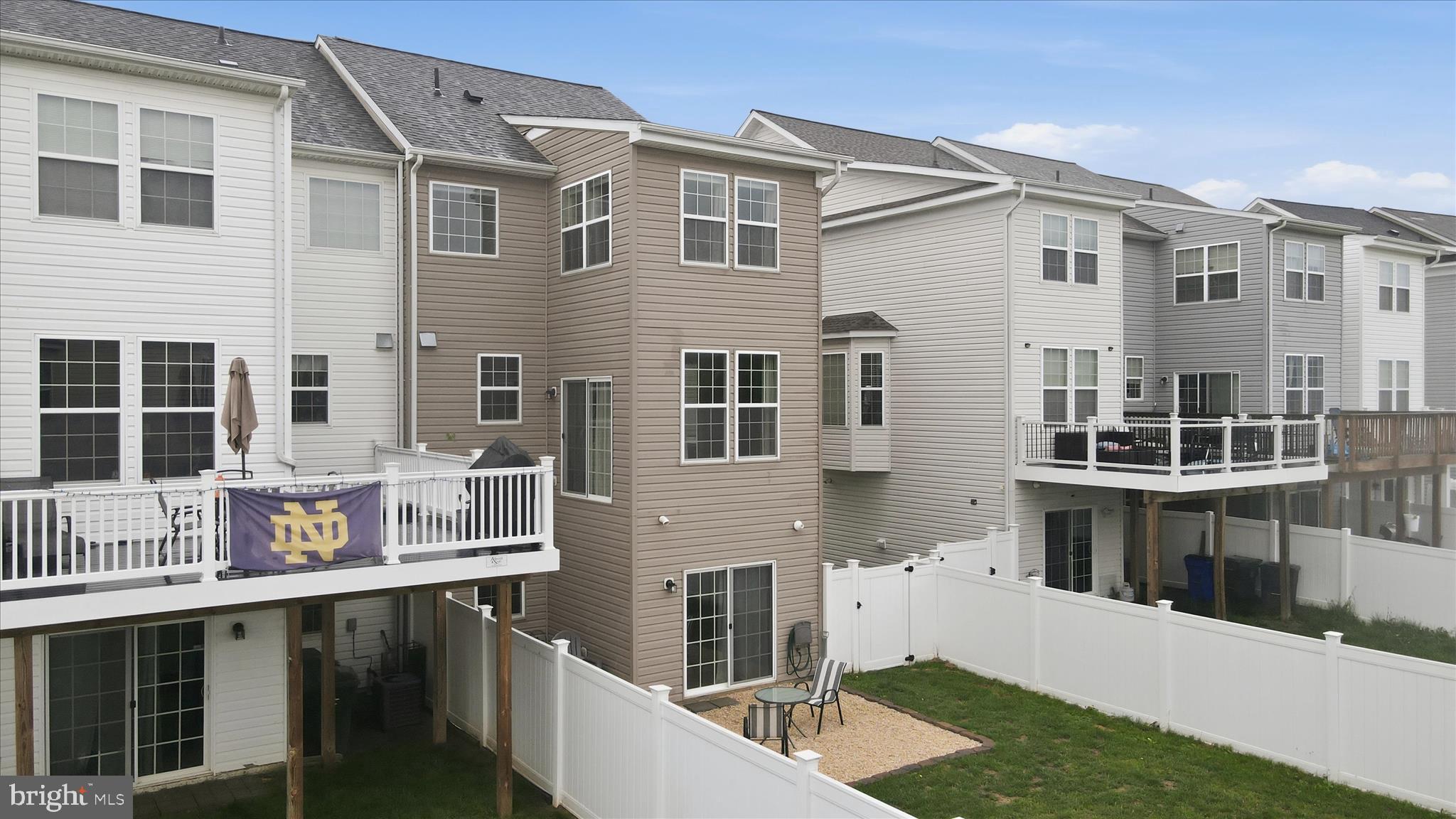 18209 HURRICANE COURT