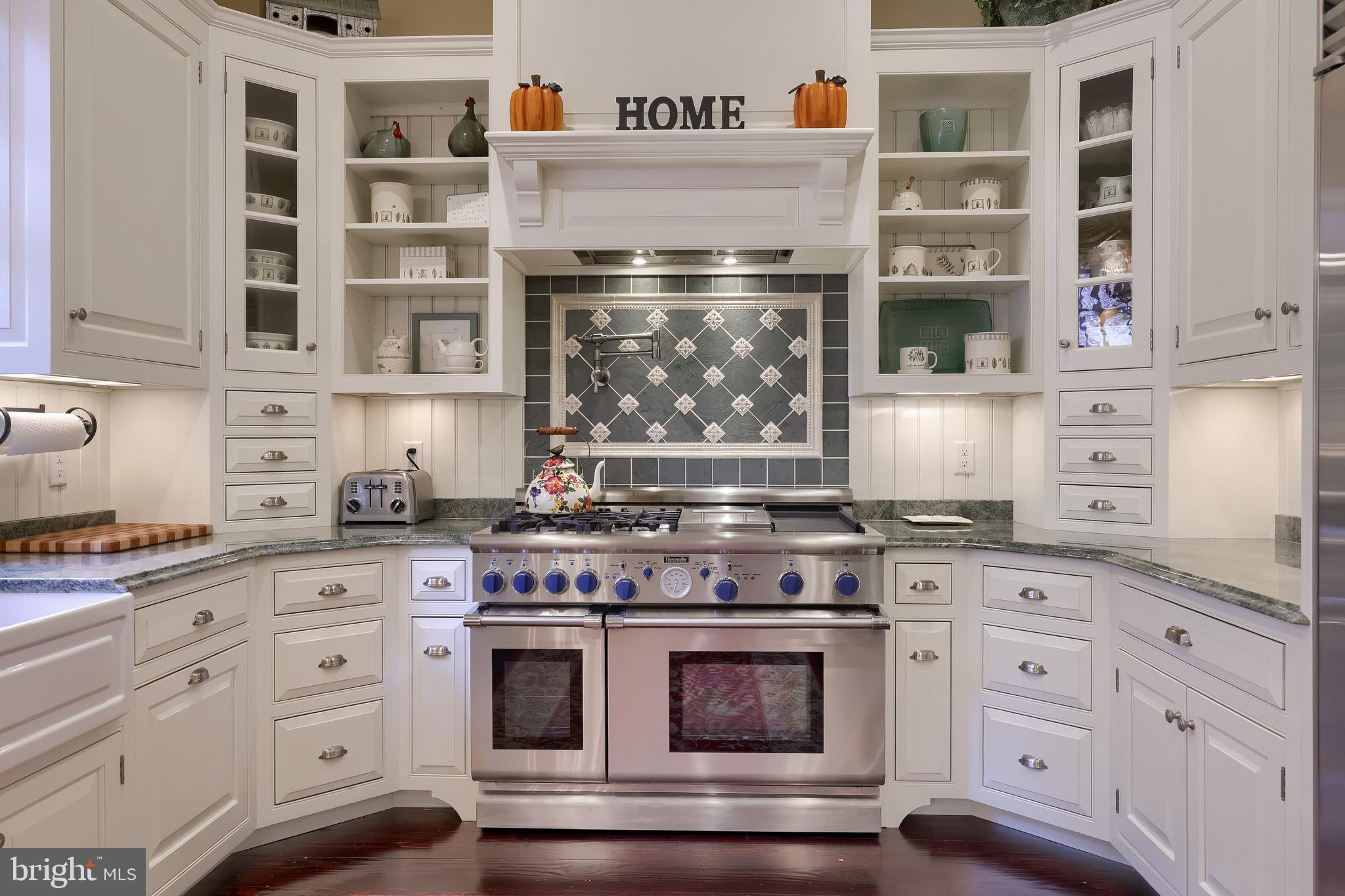 WYNDHAM HILLS - Residential