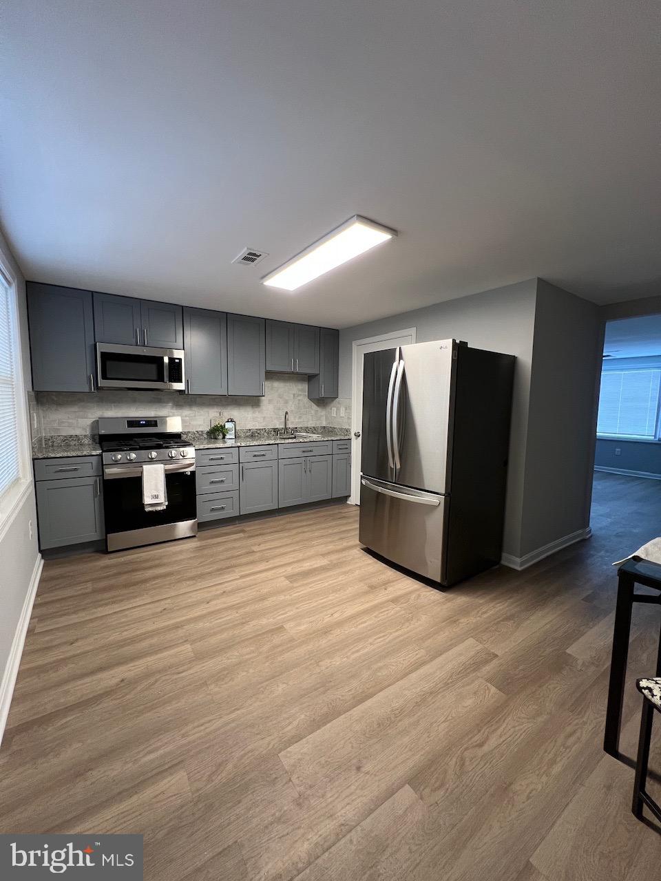 WESTPORT - Residential Lease