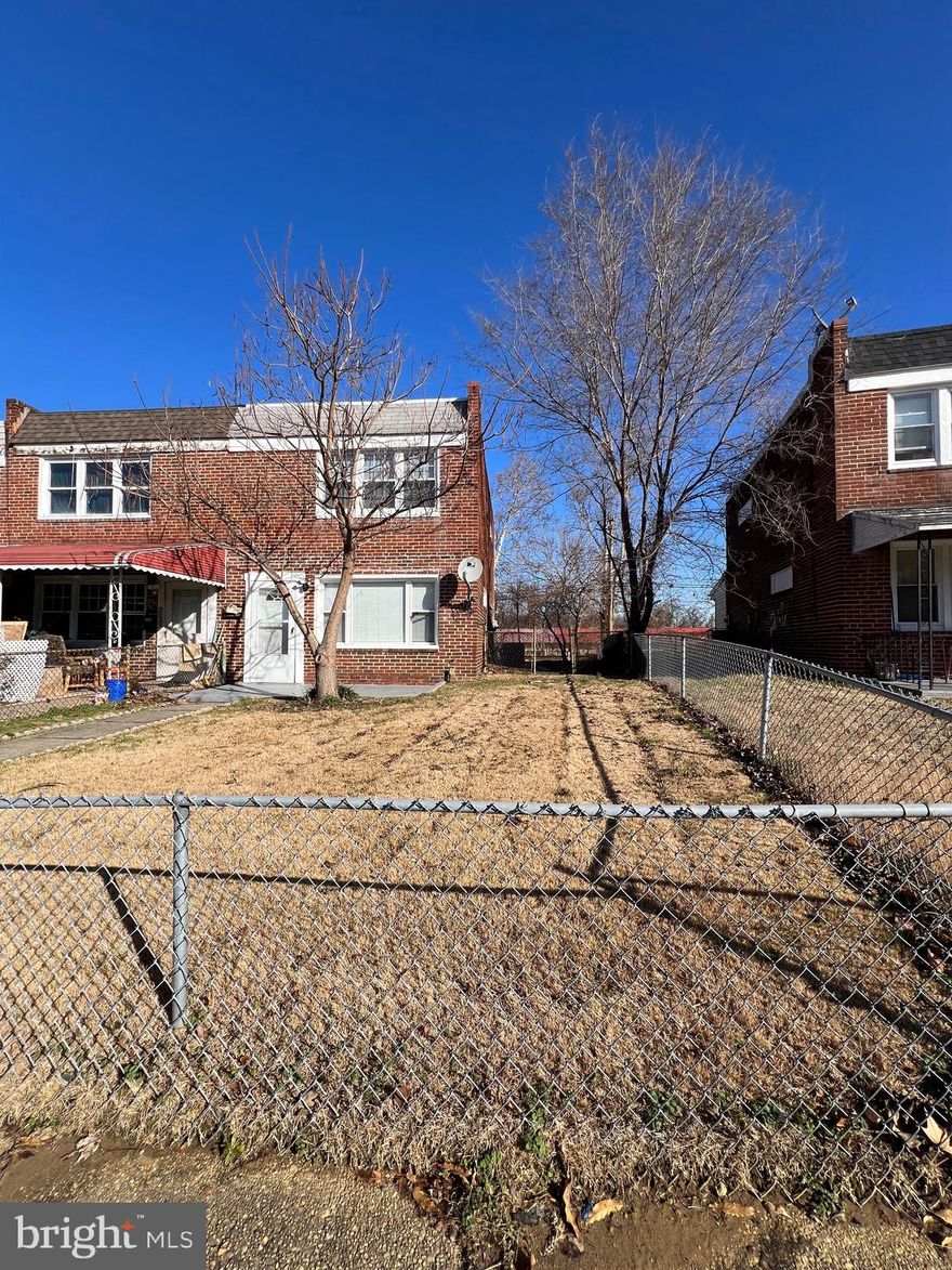 Welcome to our remarkably inviting three-bedroom townhouse for rent at the heart of Westport district, Baltimore. The property boasts of a spacious open floor plan of 1024 sq. ft. and is wonderfully complemented with luxury vinyl plank wood flooring, windows that pour in ample natural light.

Property features include a laundry hook-up, private outdoor space along with washer and dryer amenities. An exclusive bonus of residing in this house is the access to a scenic outdoor balcony or patio area that is perfect for enjoying a refreshing cup of coffee in the morning or for a relaxed evening gathering.

In terms of utilities and amenities, the townhouse is equipped with a dedicated parking spot, central heating and cooling facilities, and ceilings fans to make your stay comfortable. However, kindly note that rent will not include the charges for cable, gas, internet, electricity, heat, or water.

With convenience at its core, staying at this property places you in close vicinity with several nearby places. Easy access to Downtown Baltimore City; I695; I95; shopping, dining, stadiums are less than 30 minutes away. The Connections Academy and Beechfield Elementary Middle School are even more conveniently located, just within a 15-20 minute drive.

Make this inviting townhouse in the charming Westport district of Baltimore your new home. Get in touch with us today for more details!
