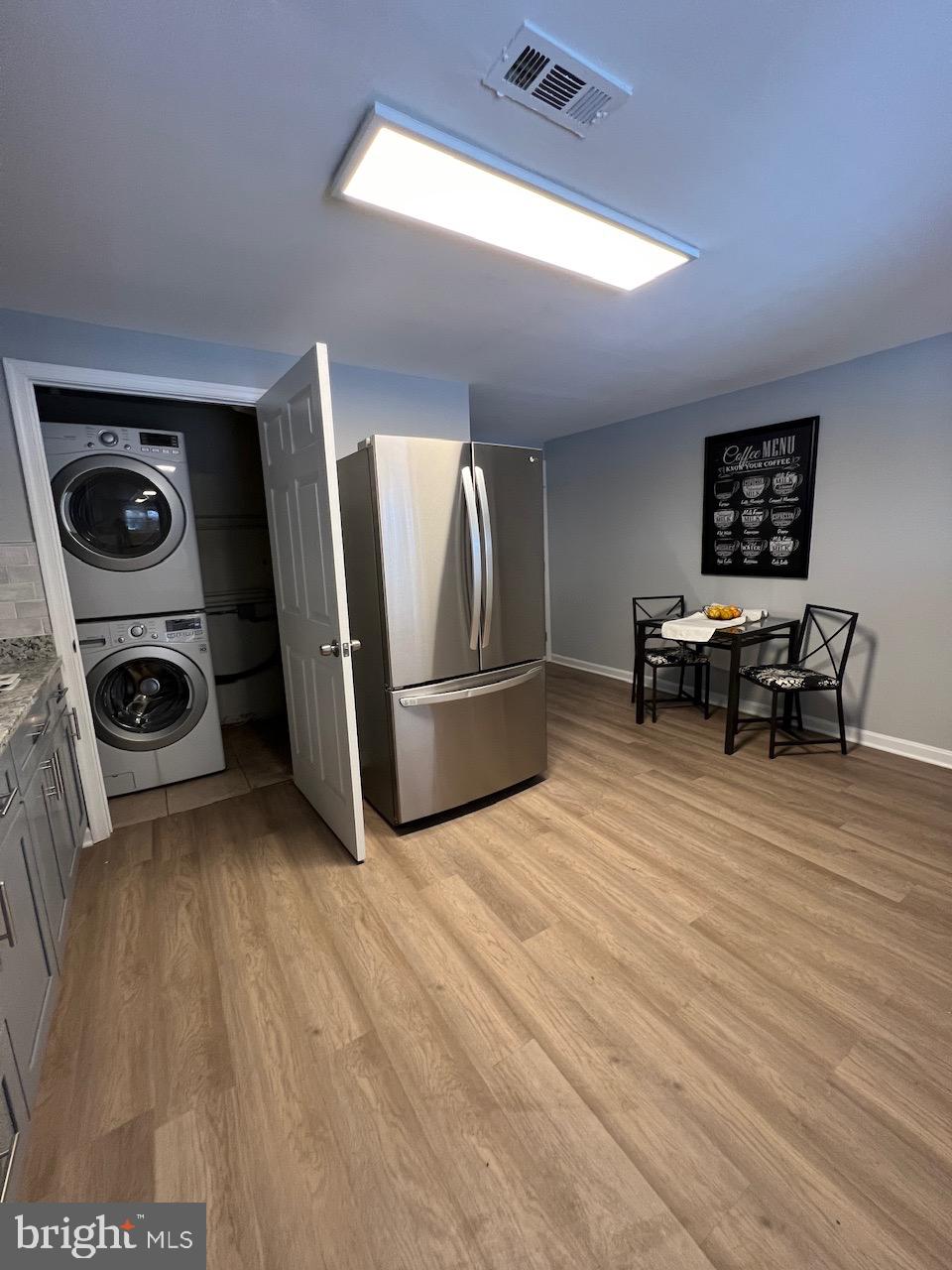 WESTPORT - Residential Lease