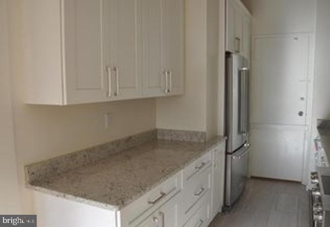 GROSVENOR PARK - Residential Lease