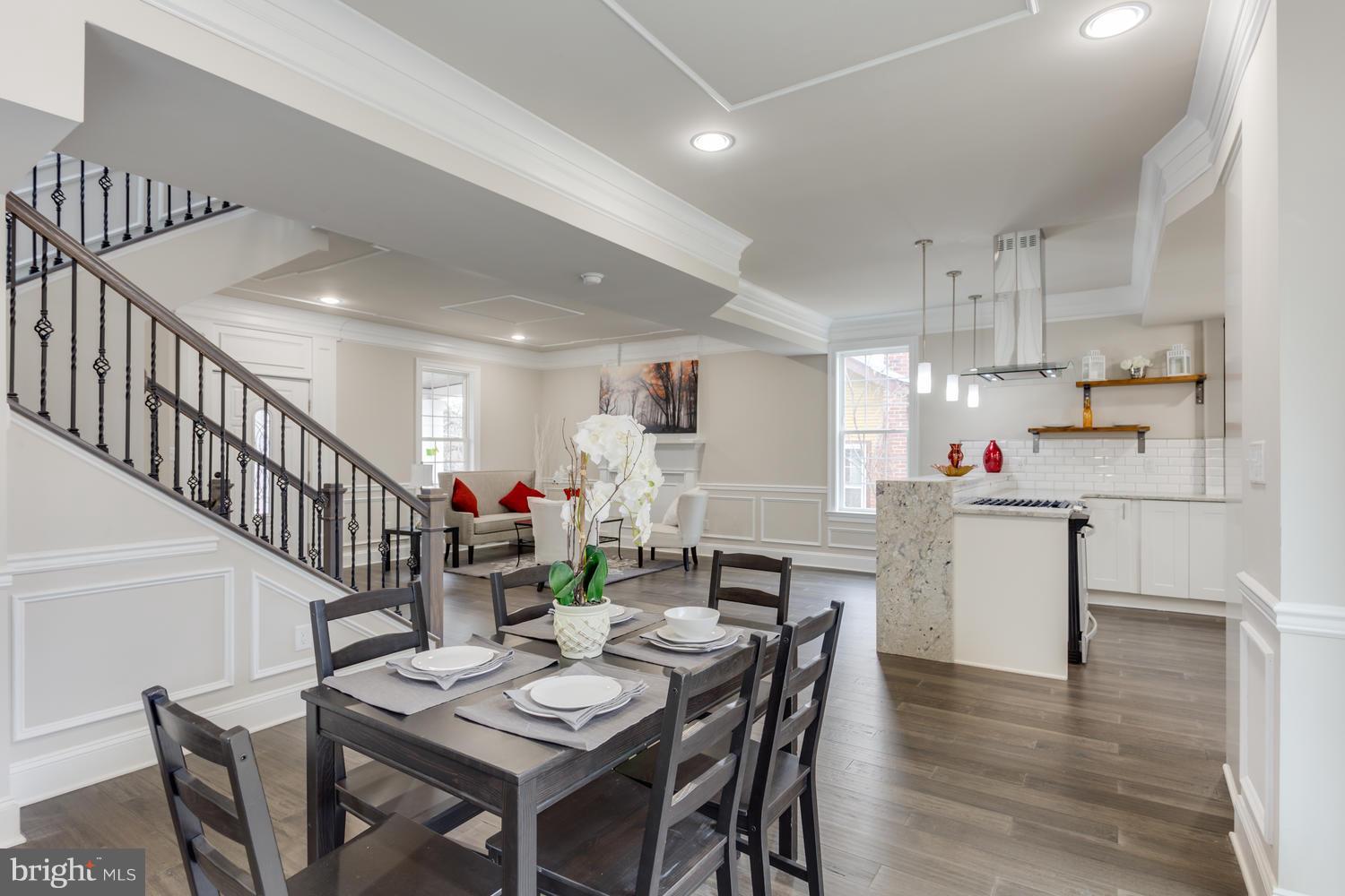 MT RAINIER- ROGERS 1ST A - Residential