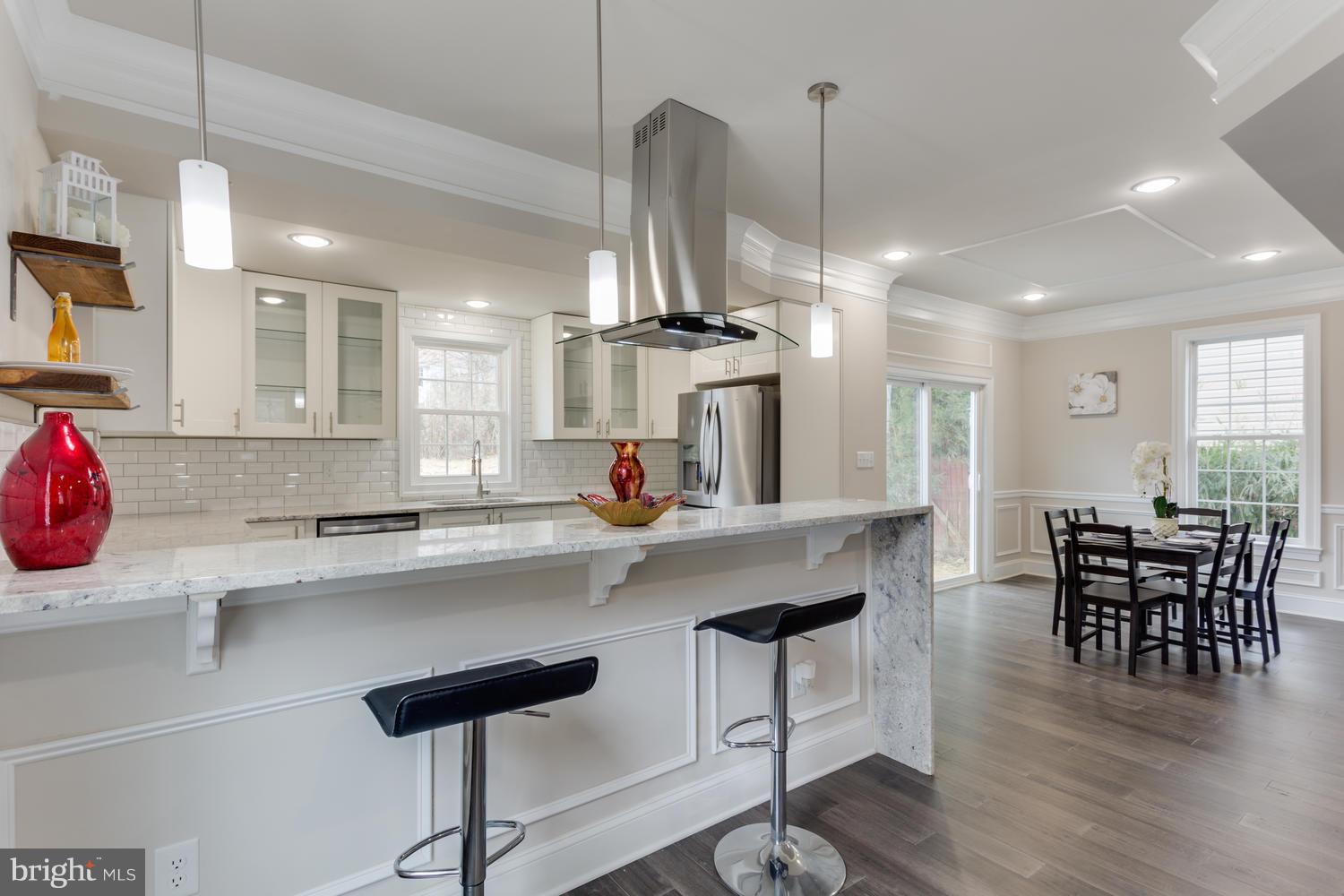 MT RAINIER- ROGERS 1ST A - Residential