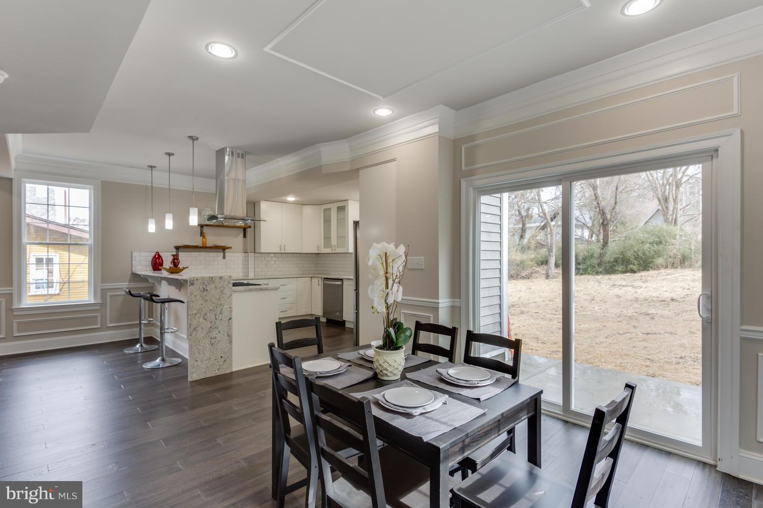 MT RAINIER- ROGERS 1ST A - Residential