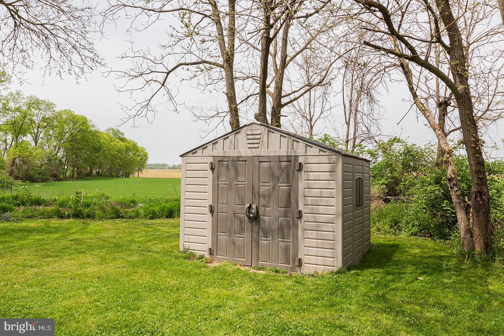 LONGWOOD SQUARE - Residential