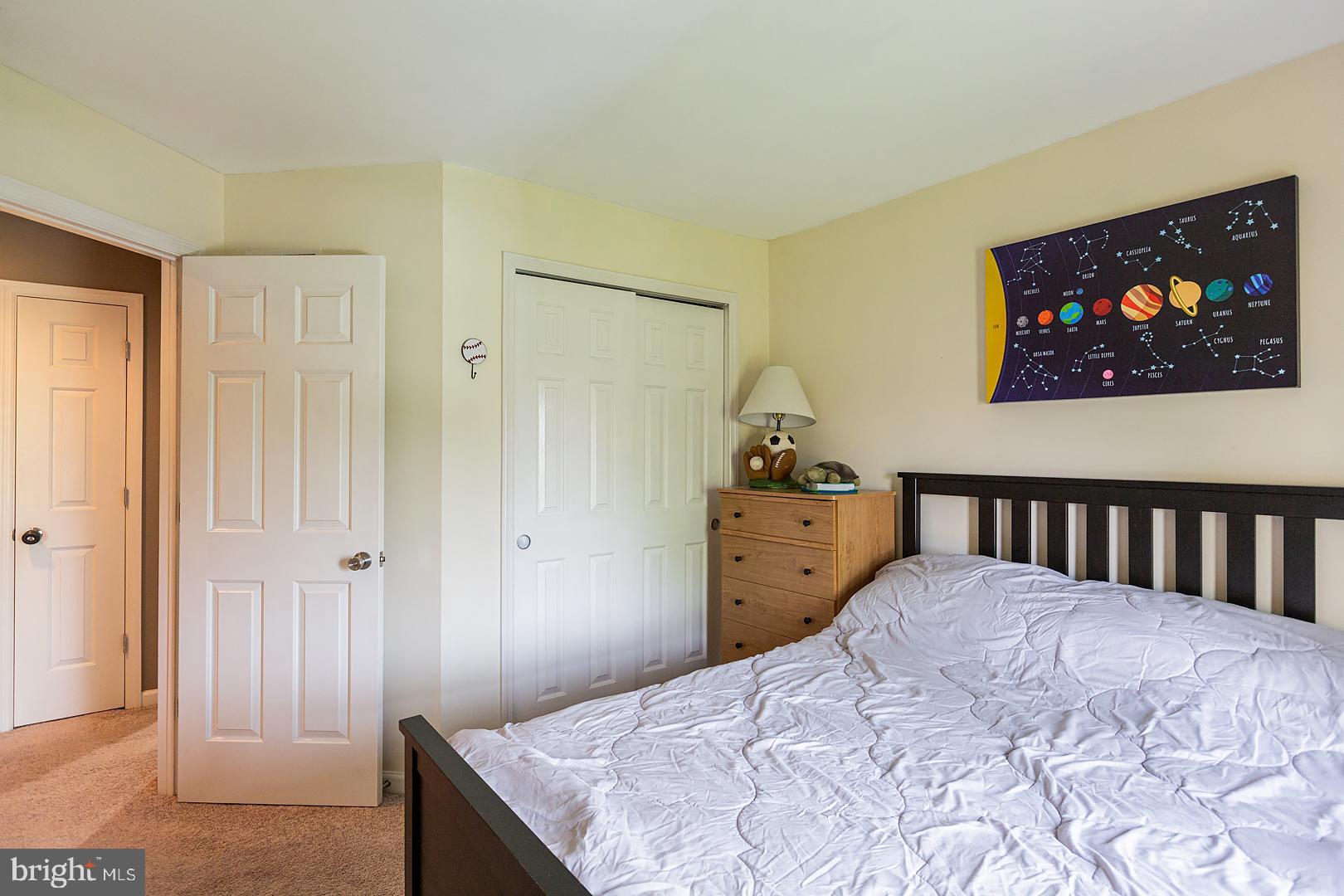 LONGWOOD SQUARE - Residential