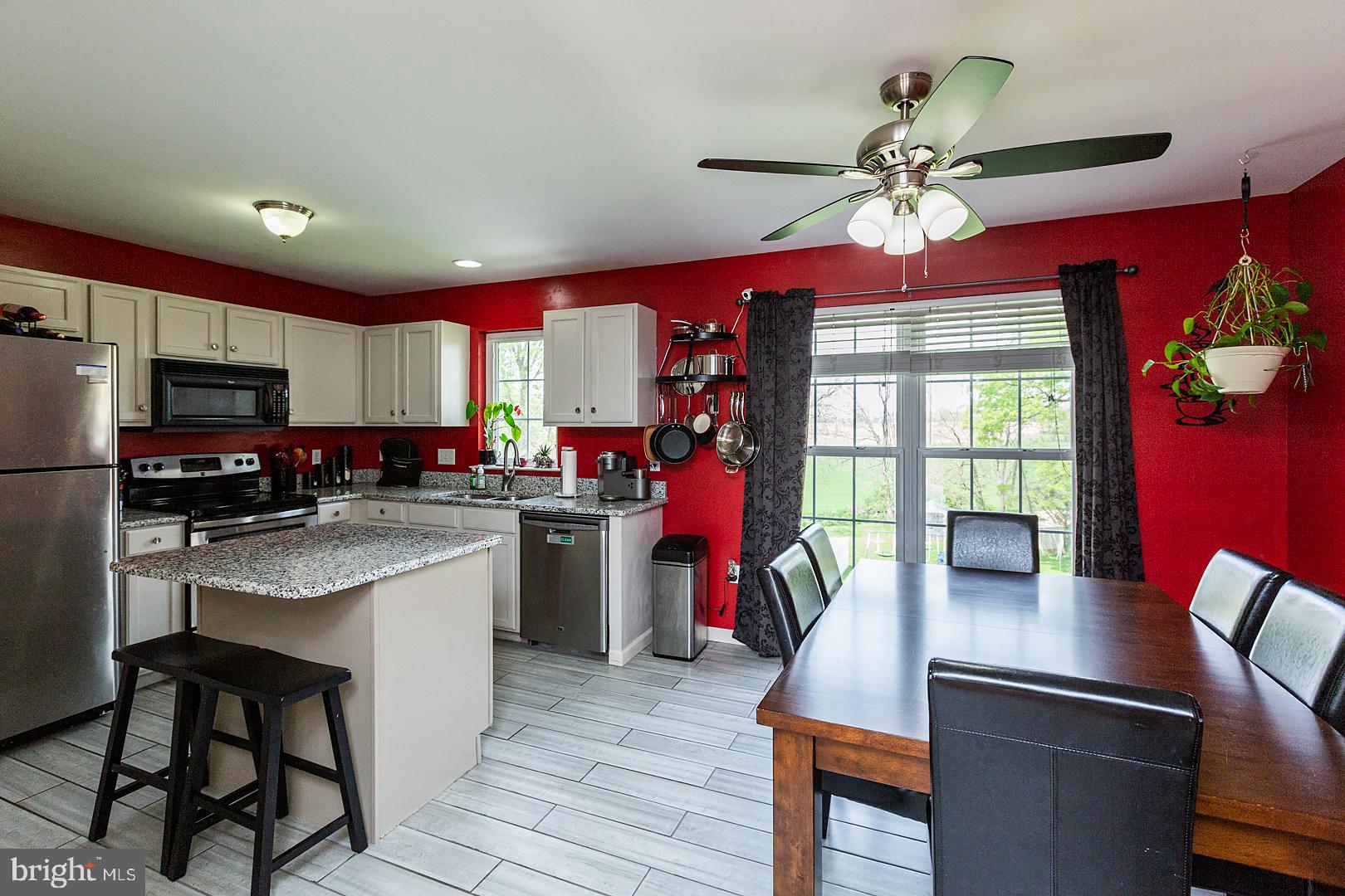 LONGWOOD SQUARE - Residential