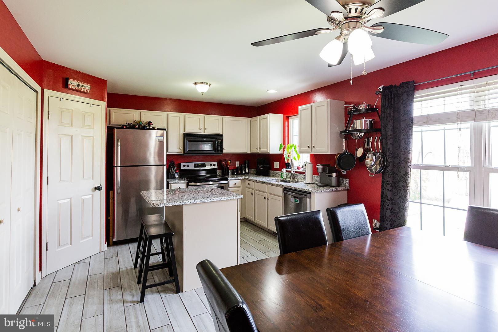 LONGWOOD SQUARE - Residential