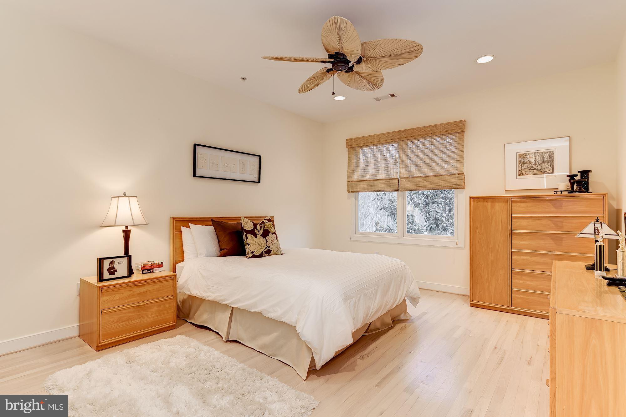 RIVER FALLS - Residential