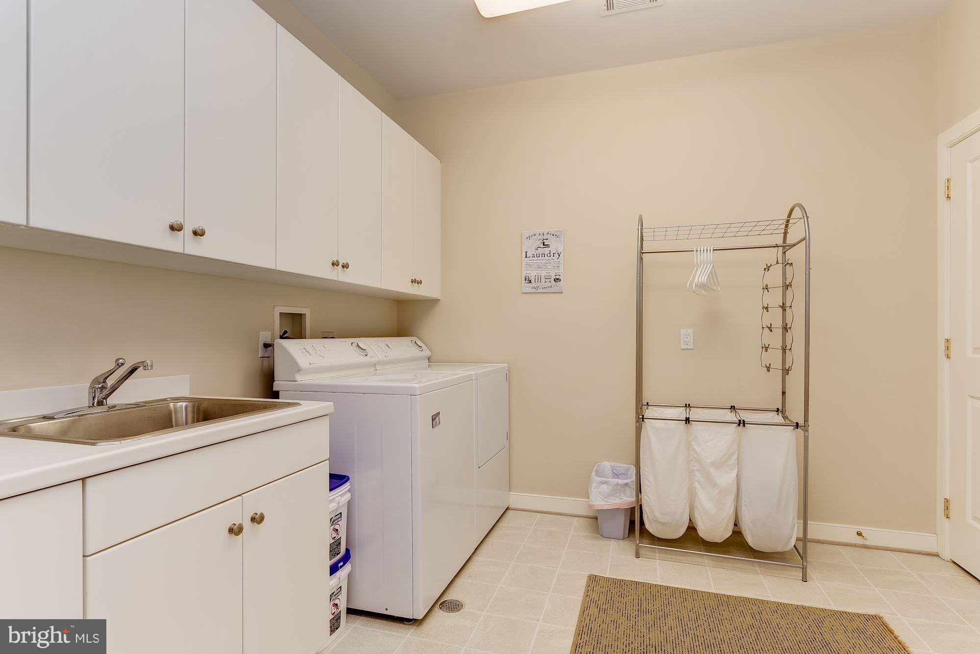 RIVER FALLS - Residential