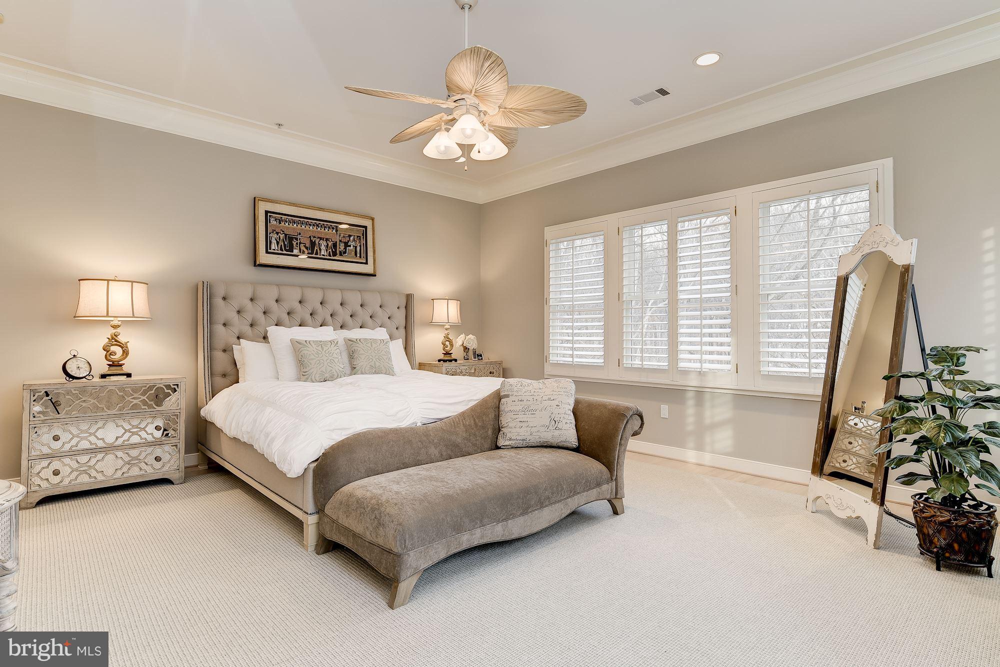 RIVER FALLS - Residential