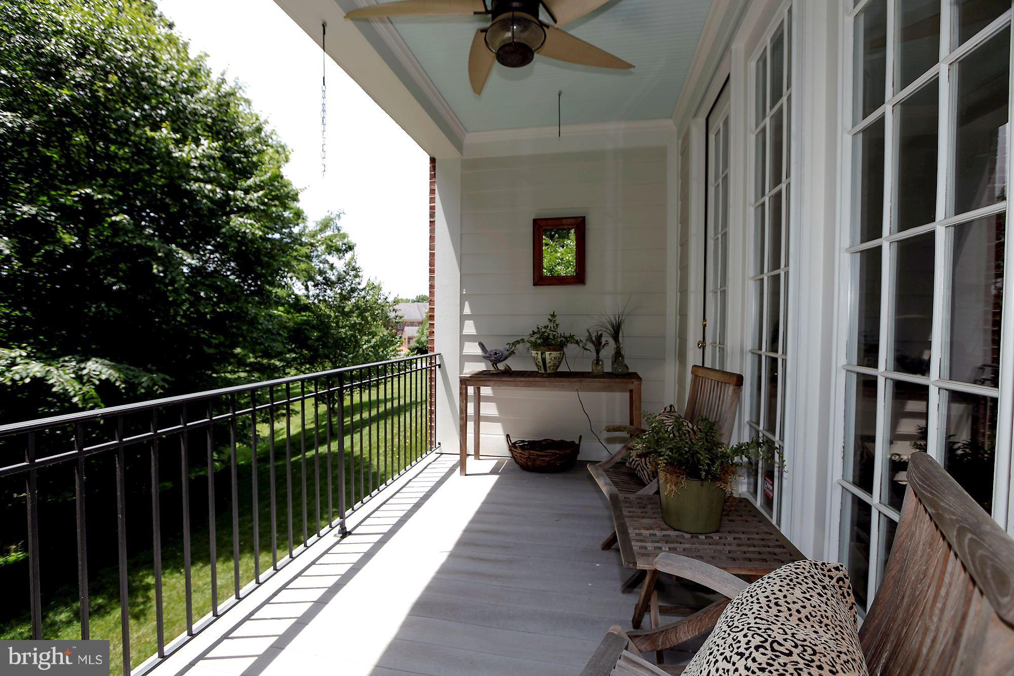 RIVER FALLS - Residential