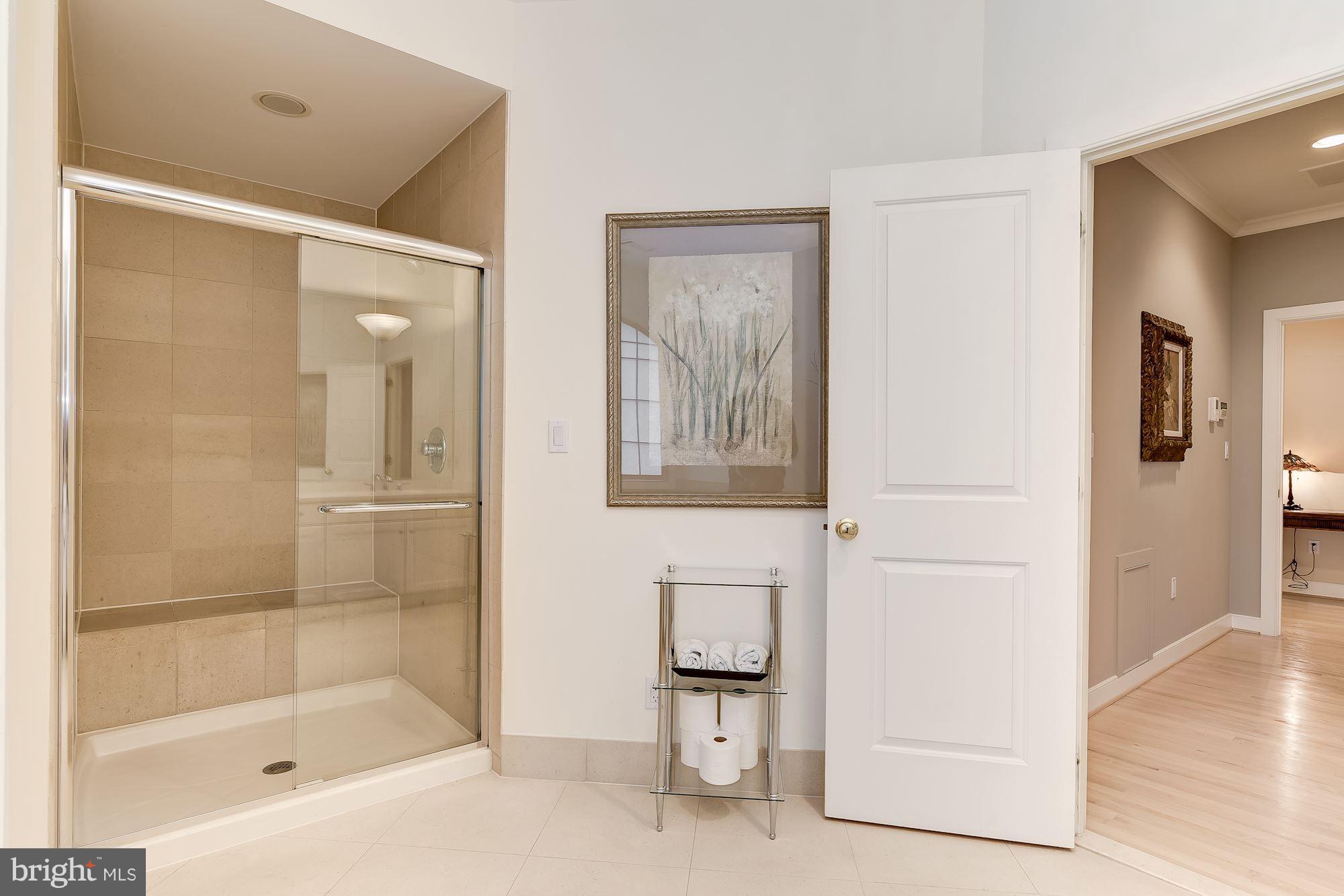 RIVER FALLS - Residential