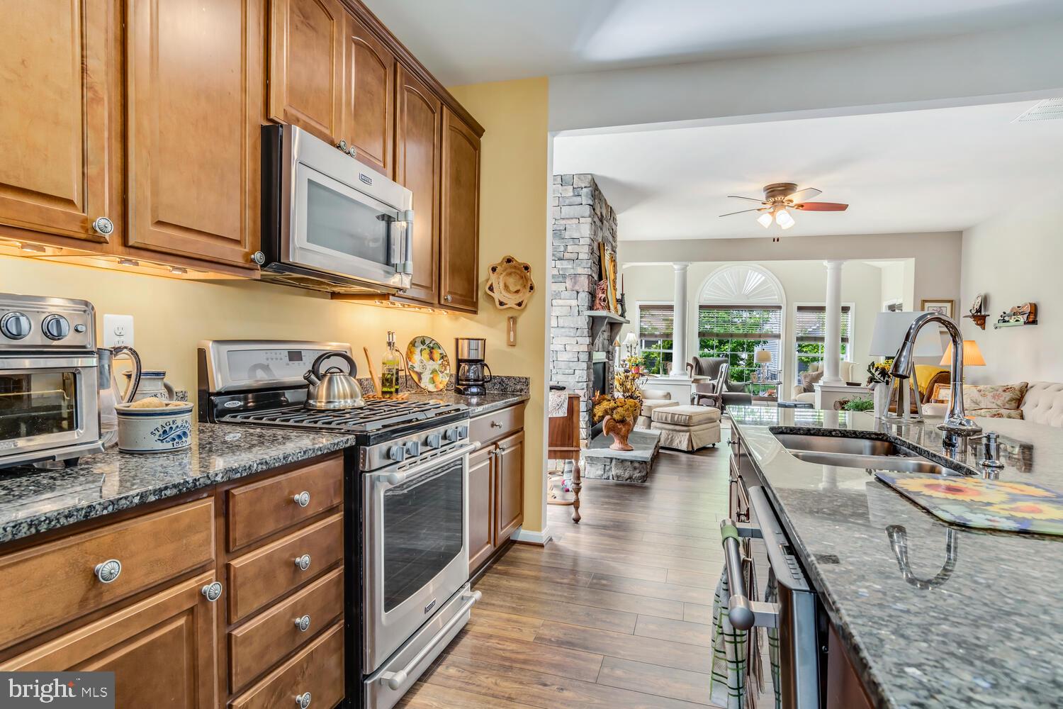 SYMPHONY VILLAGE AT CENTREVILLE - Residential