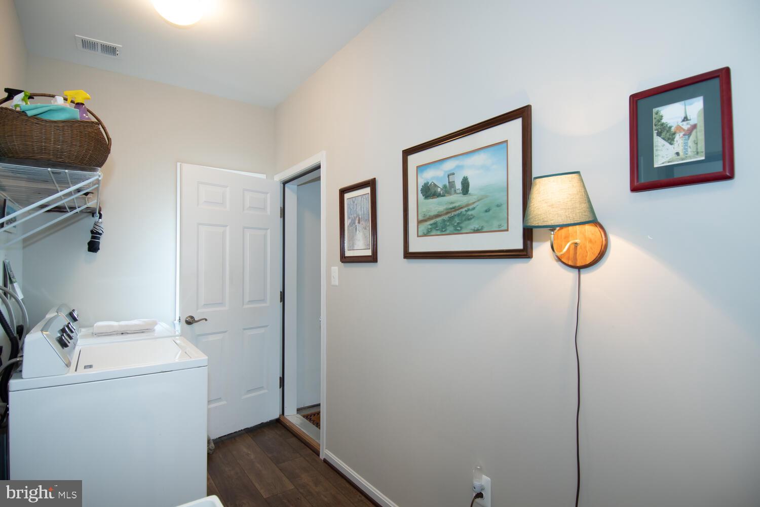 SYMPHONY VILLAGE AT CENTREVILLE - Residential