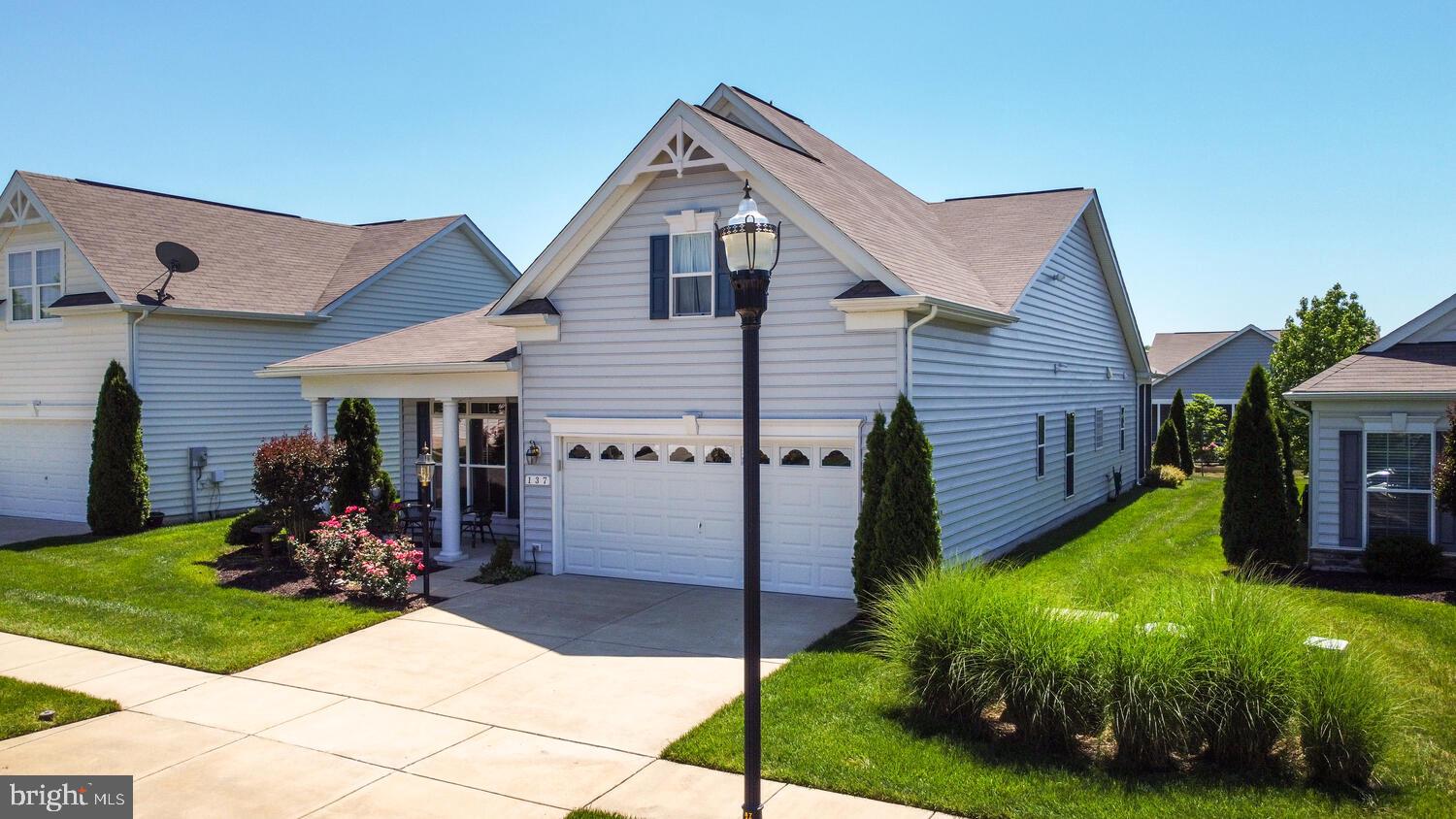 SYMPHONY VILLAGE AT CENTREVILLE - Residential