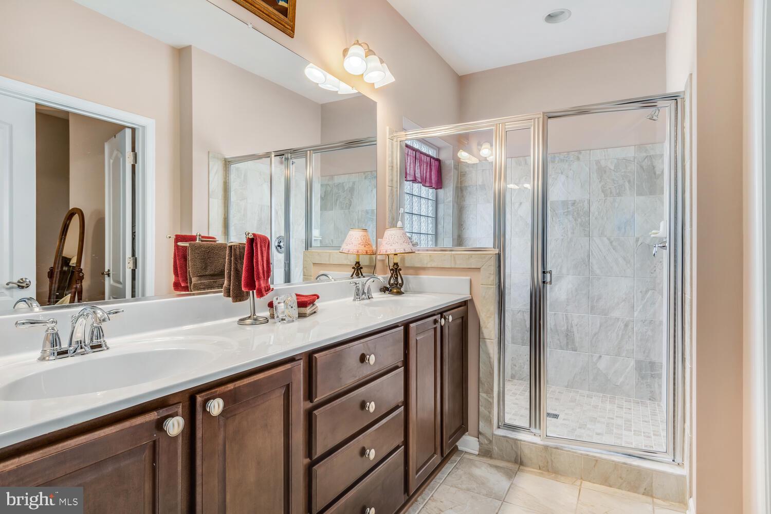 SYMPHONY VILLAGE AT CENTREVILLE - Residential