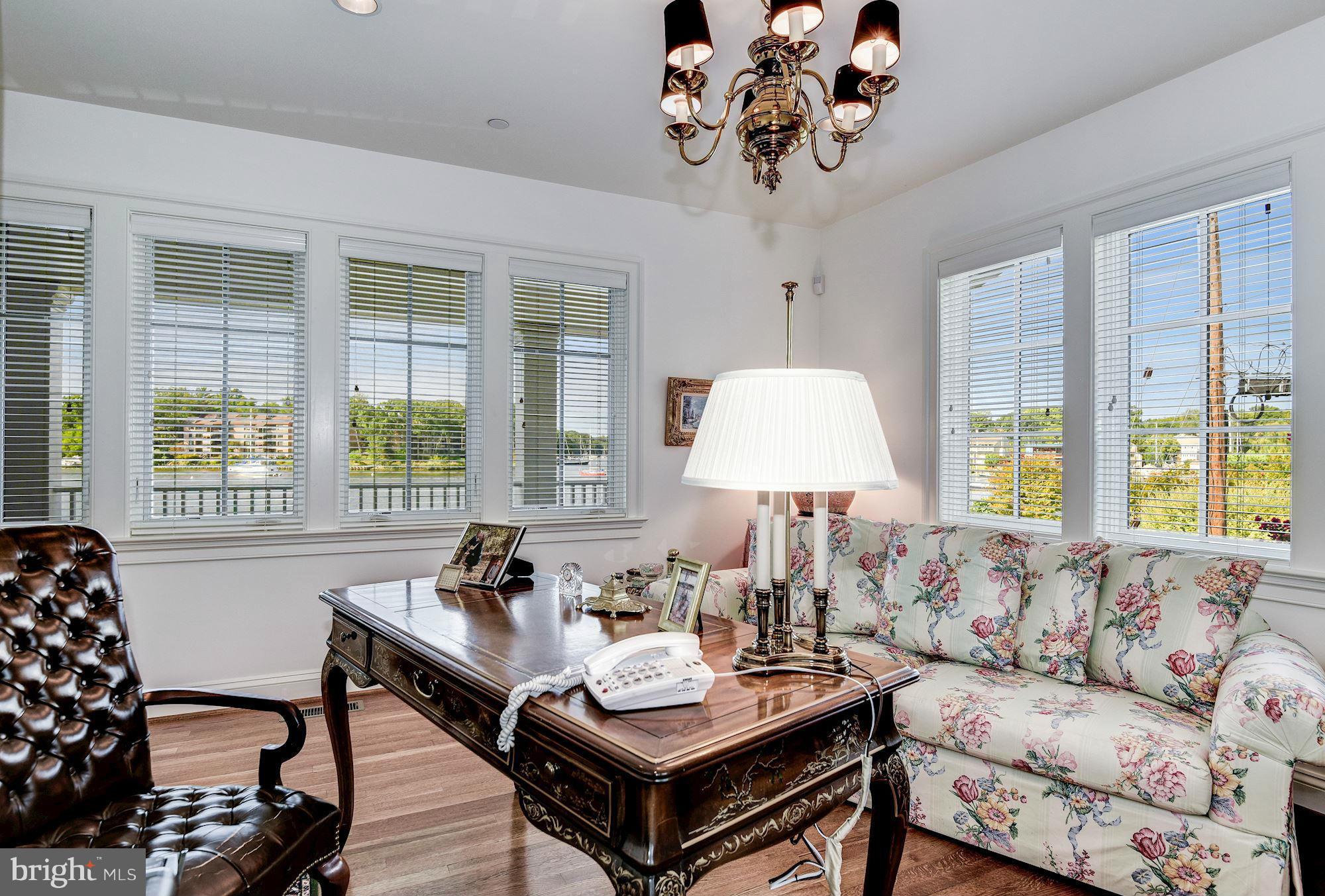 HISTORIC DISTRICT - Residential