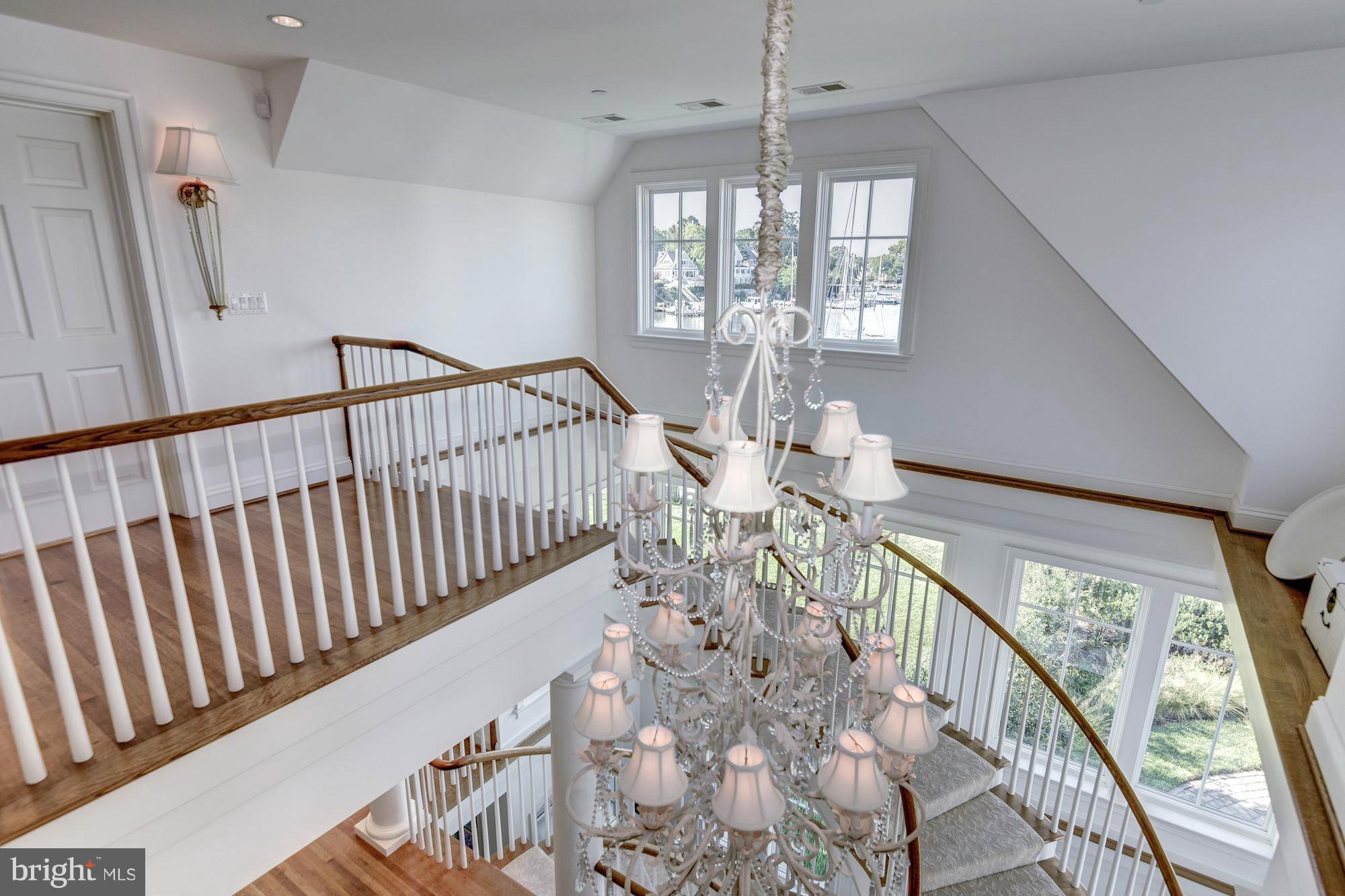 HISTORIC DISTRICT - Residential