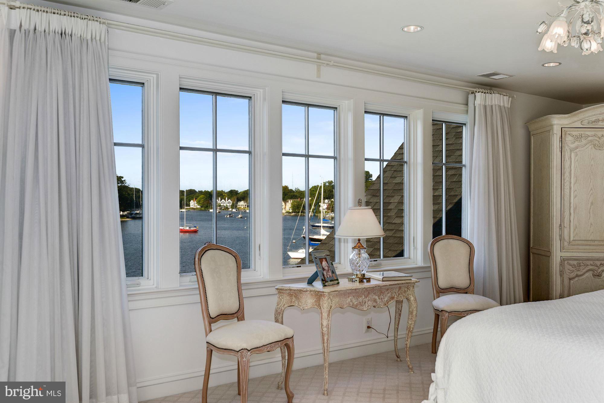 HISTORIC DISTRICT - Residential