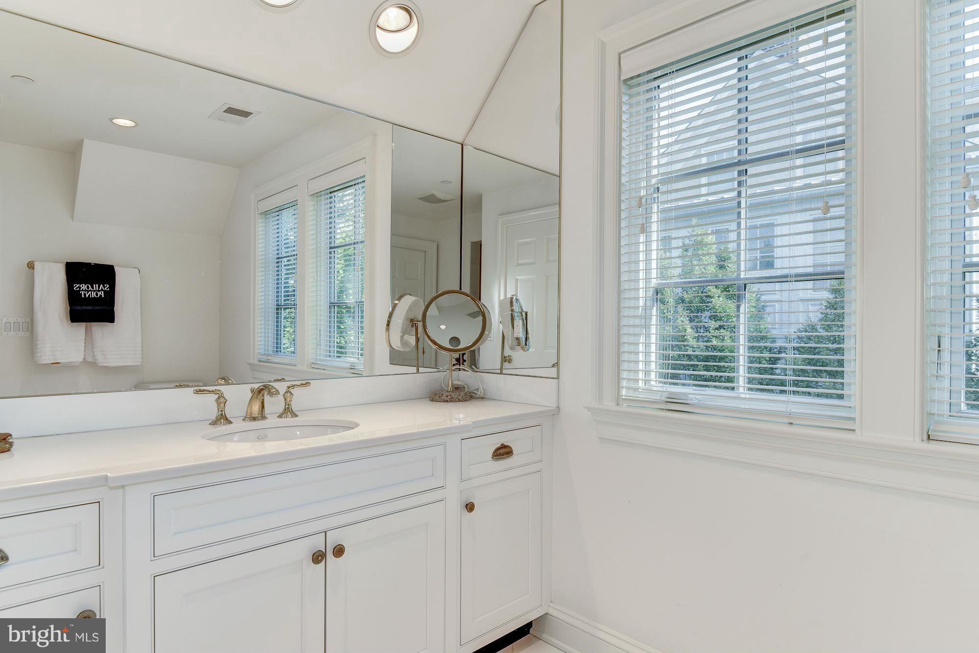 HISTORIC DISTRICT - Residential