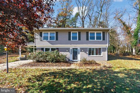 Photo of 6802 Niles Drive, LAUREL, MD 20707 (MLS # MDPG2182134)