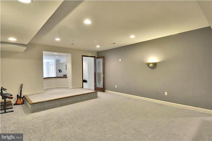 LOCKMAR - Residential