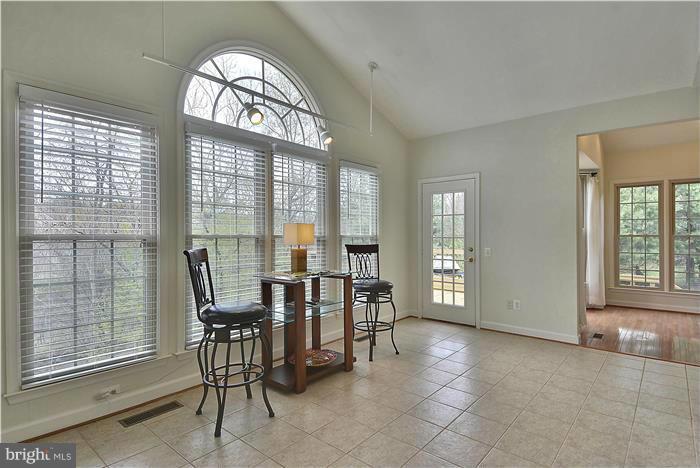 LOCKMAR - Residential