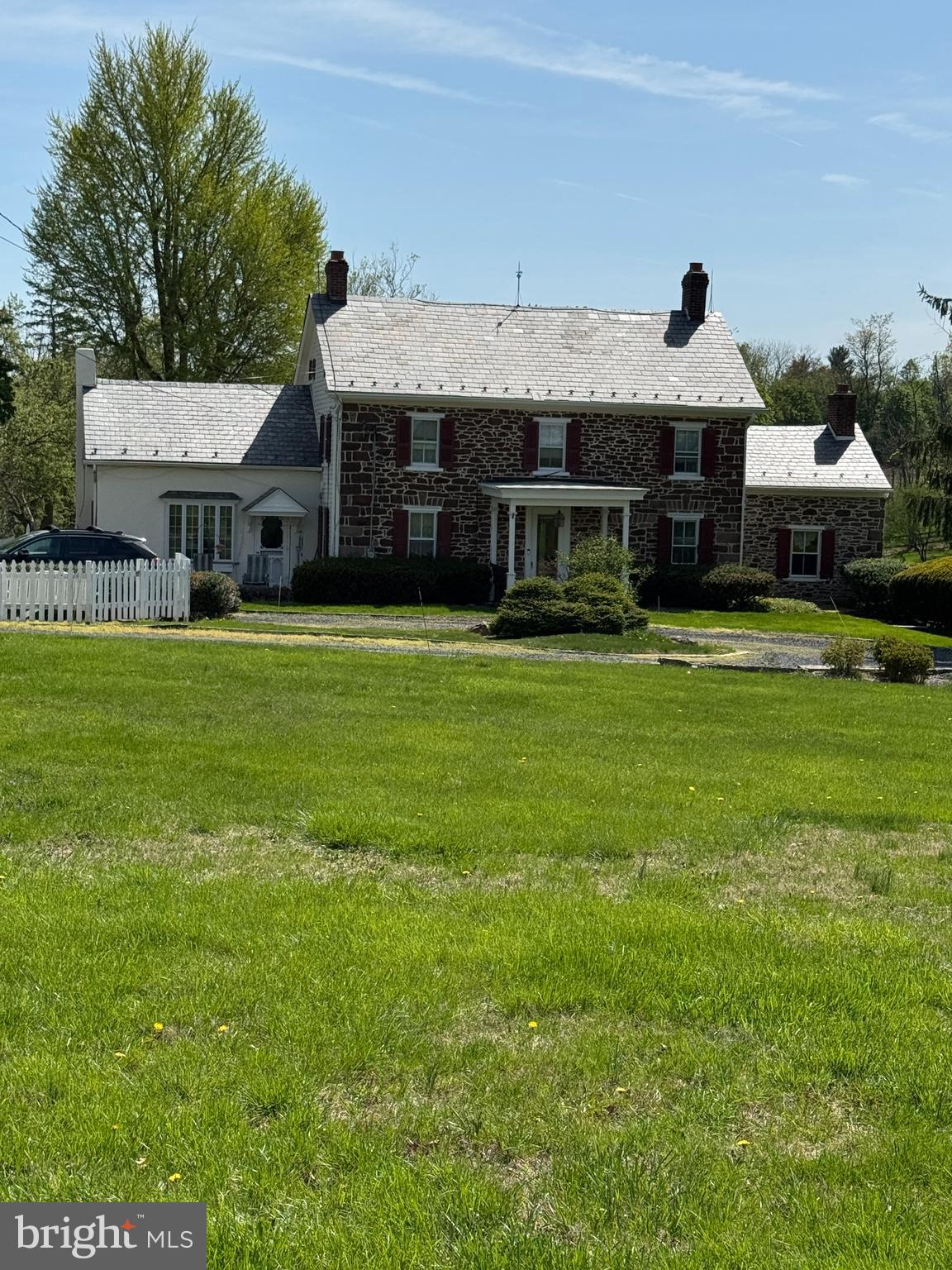 2046 PLEASANT VIEW ROAD