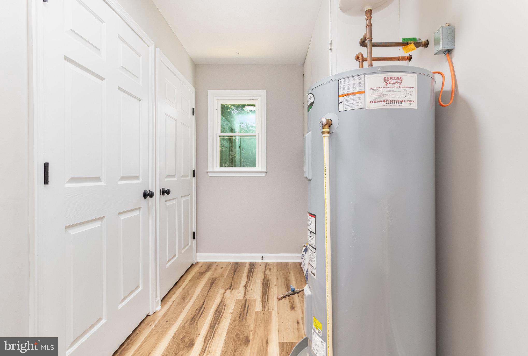 DEVONNE WOODS - Residential