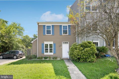 Property photo of 41 Dove Tree Court, Indian Head, MD 20640