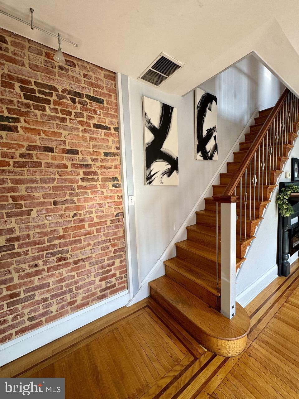1213 W 41ST STREET
