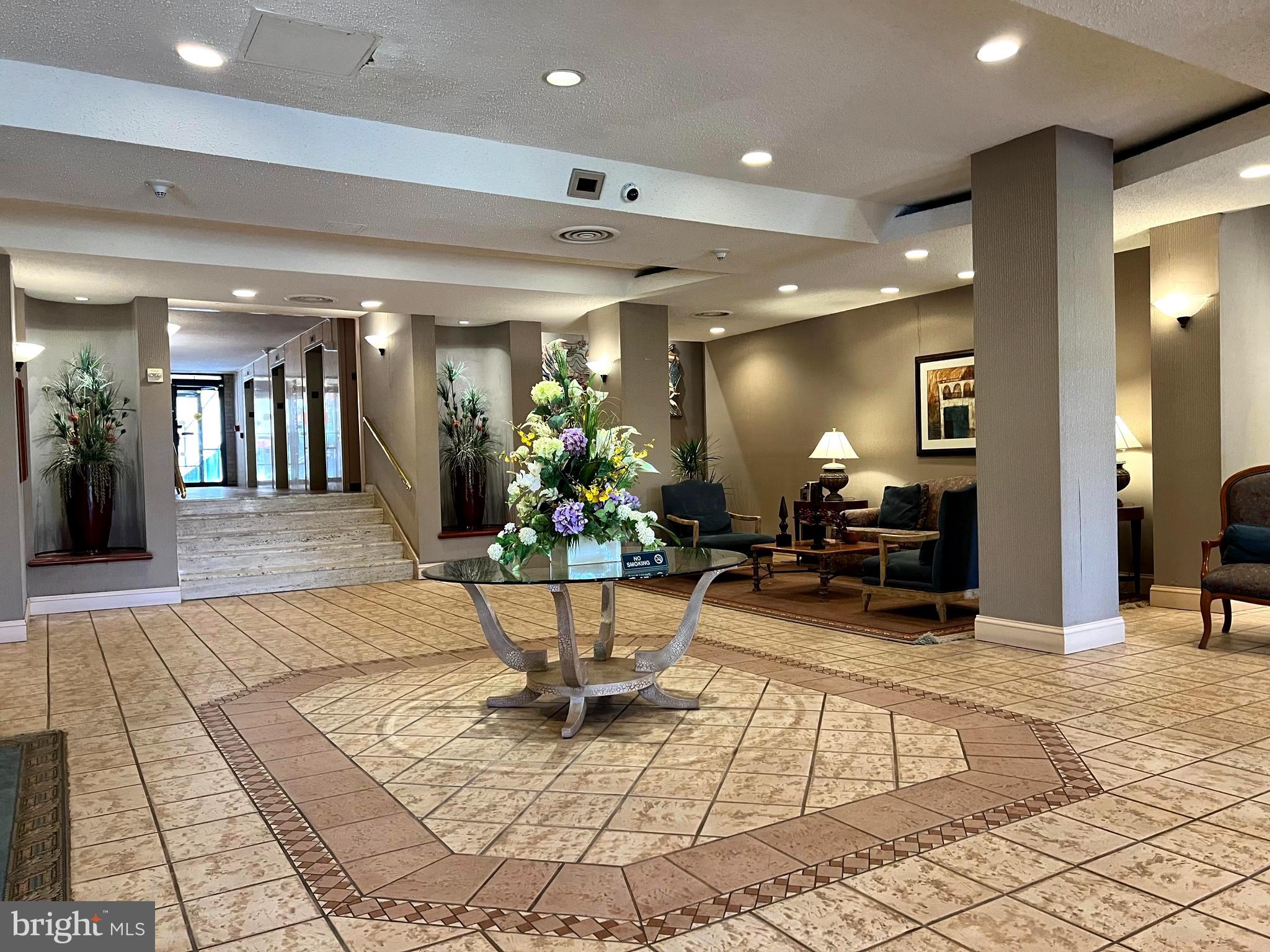 WESTLAKE PARK - Residential Lease