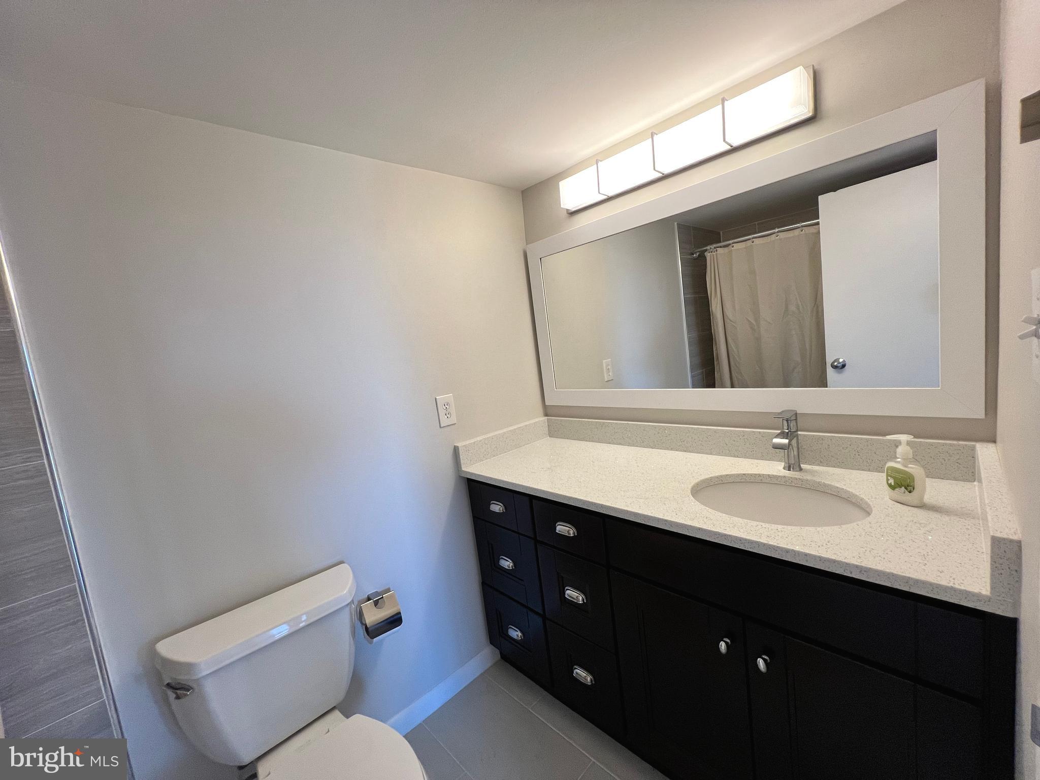 WESTLAKE PARK - Residential Lease