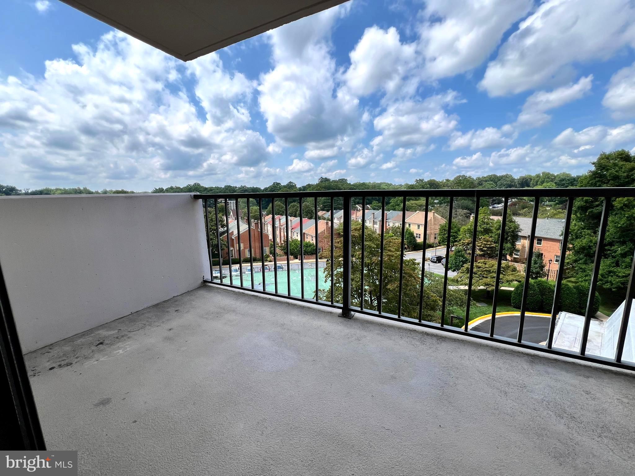 WESTLAKE PARK - Residential Lease