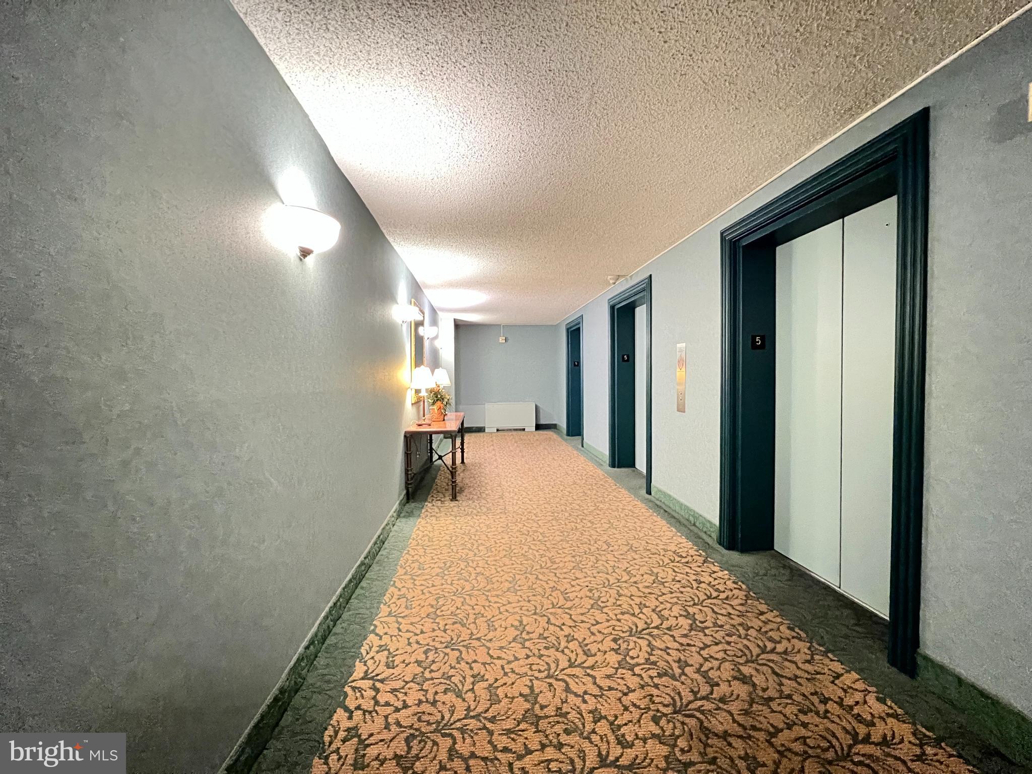 WESTLAKE PARK - Residential Lease