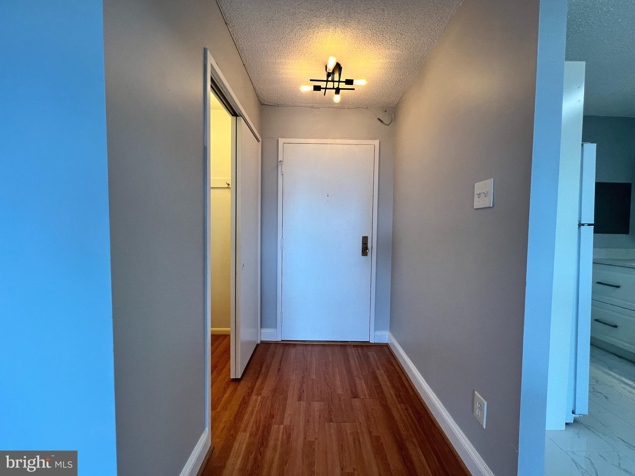 WESTLAKE PARK - Residential Lease