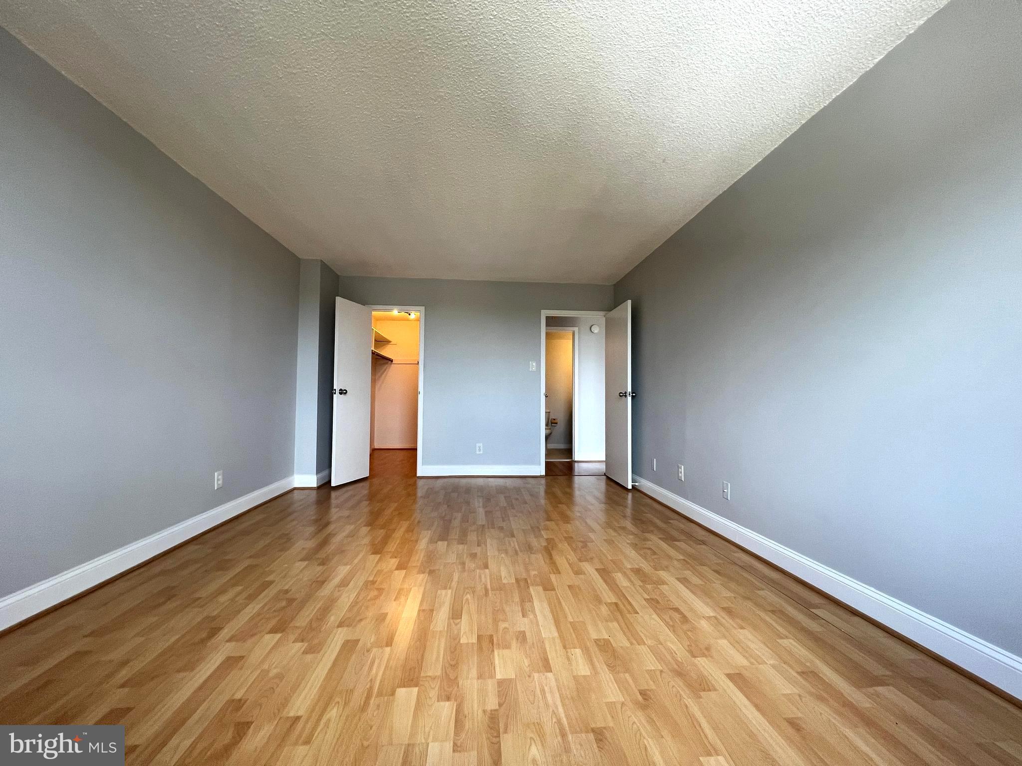 WESTLAKE PARK - Residential Lease