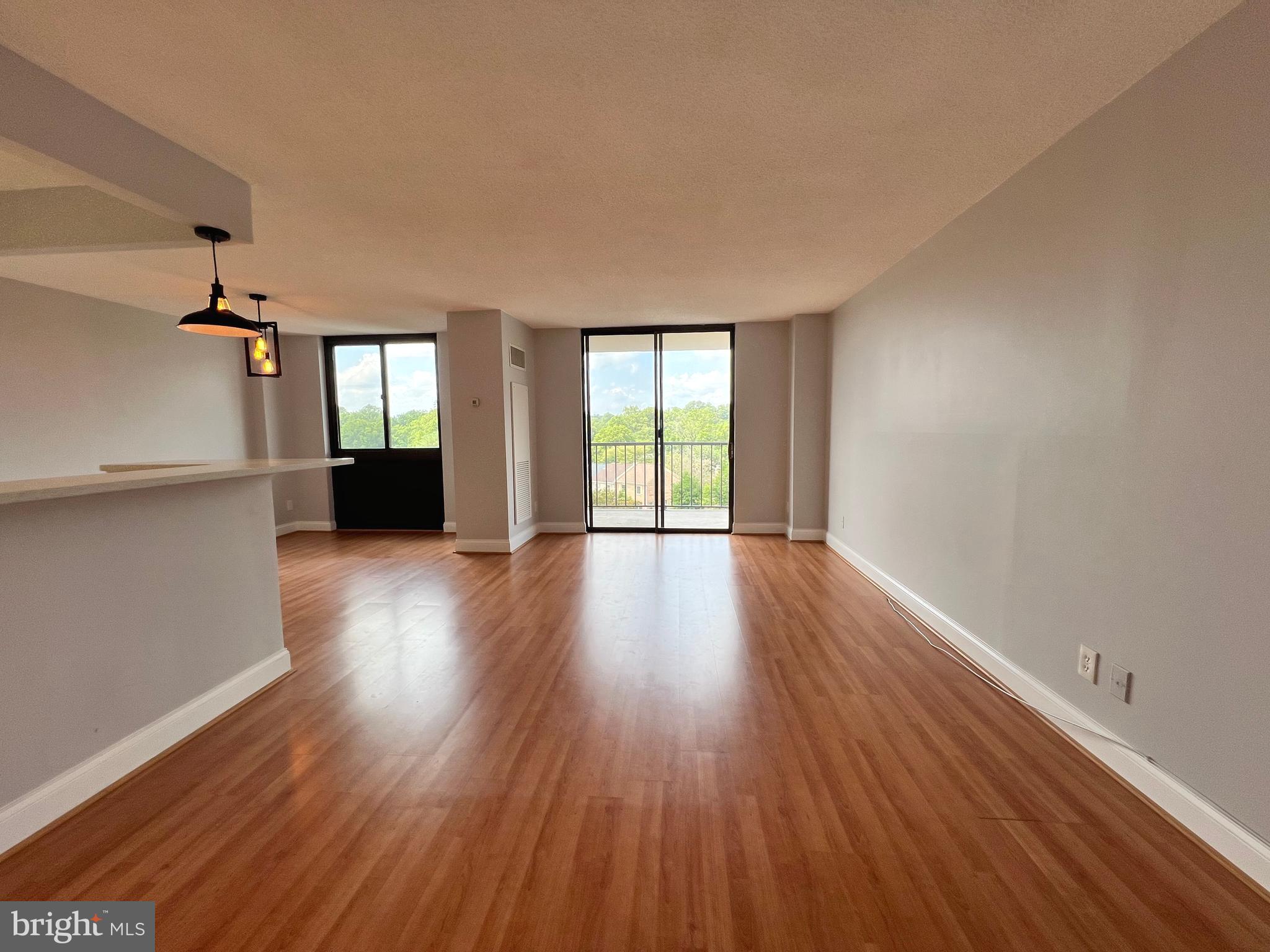 WESTLAKE PARK - Residential Lease